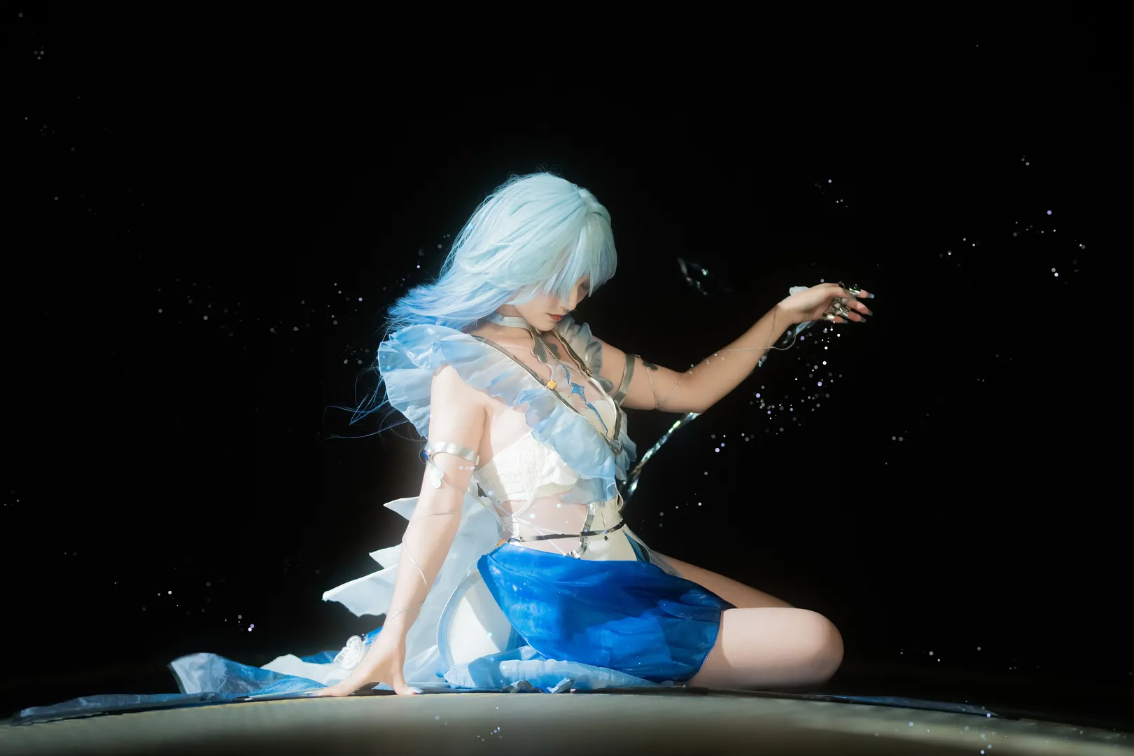 【The Shorekeeper cosplay】Under the Eaves of Wuthering Waves, Frozen in the Gentle Breeze - Image 9