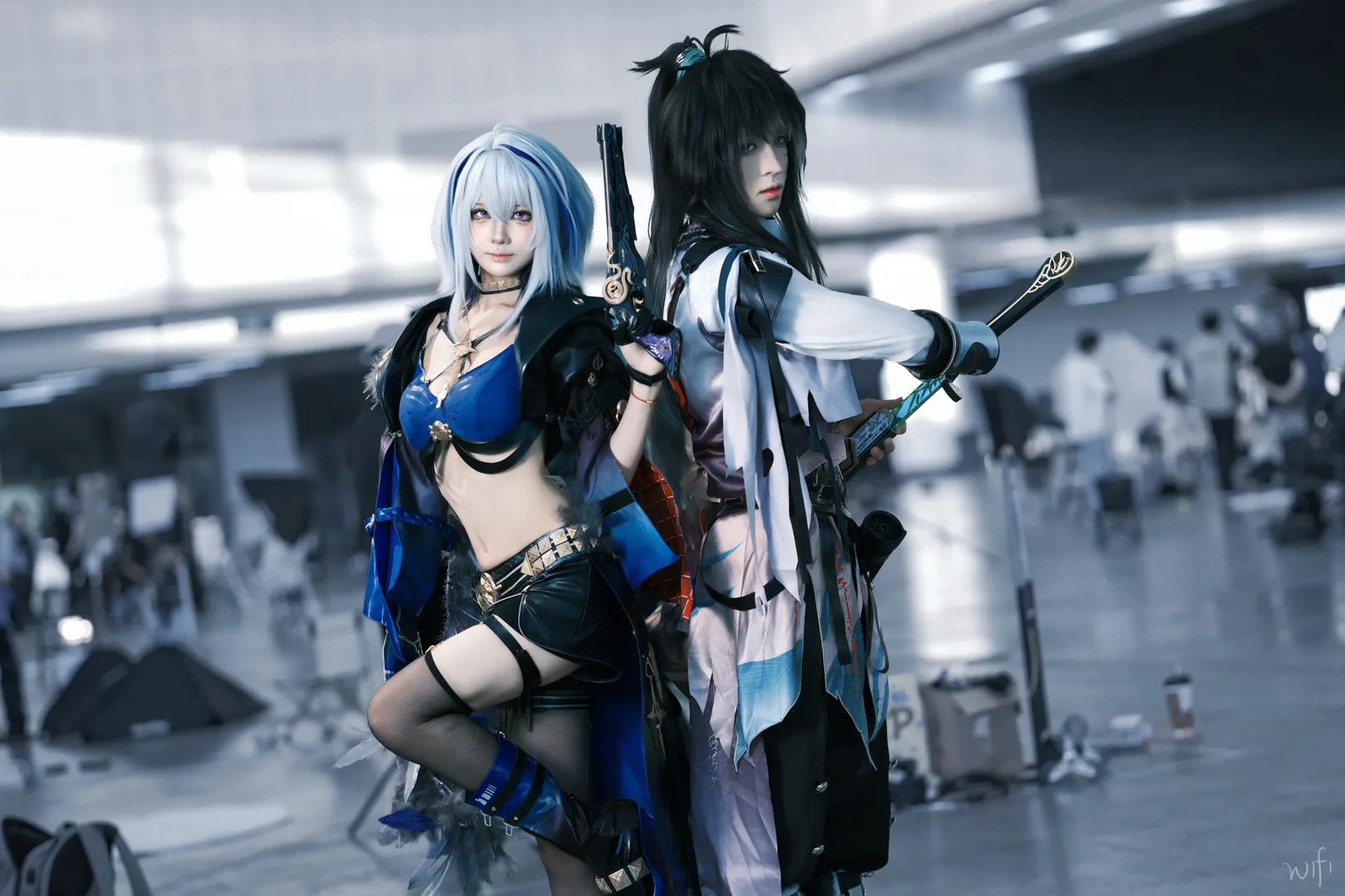 【嘉贝莉娜cos】鸣潮救场组，双人姿势和道具的默契配合
