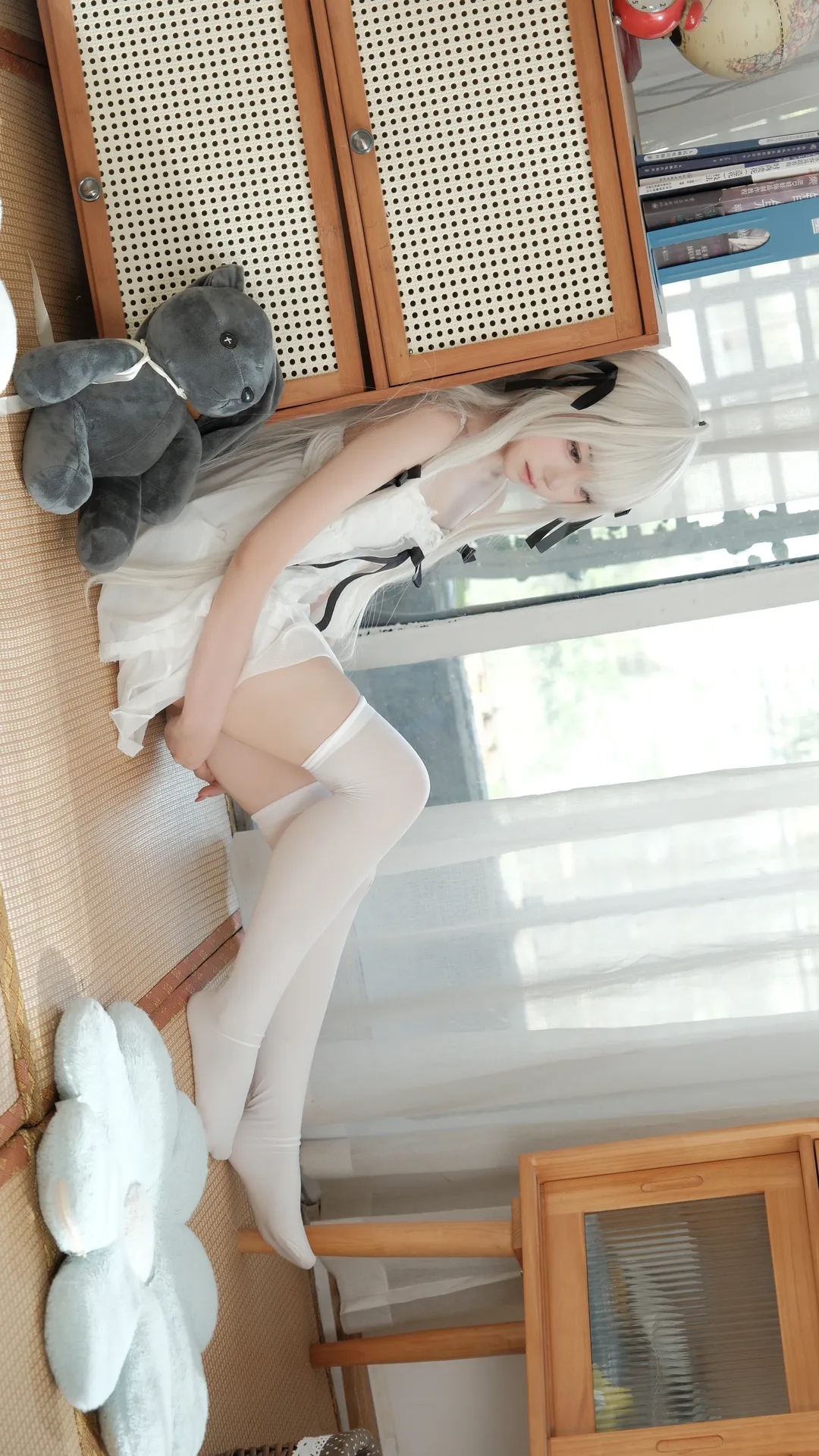 【穹cos】白絲與白裙間的靜謐時光 - 第 2 張