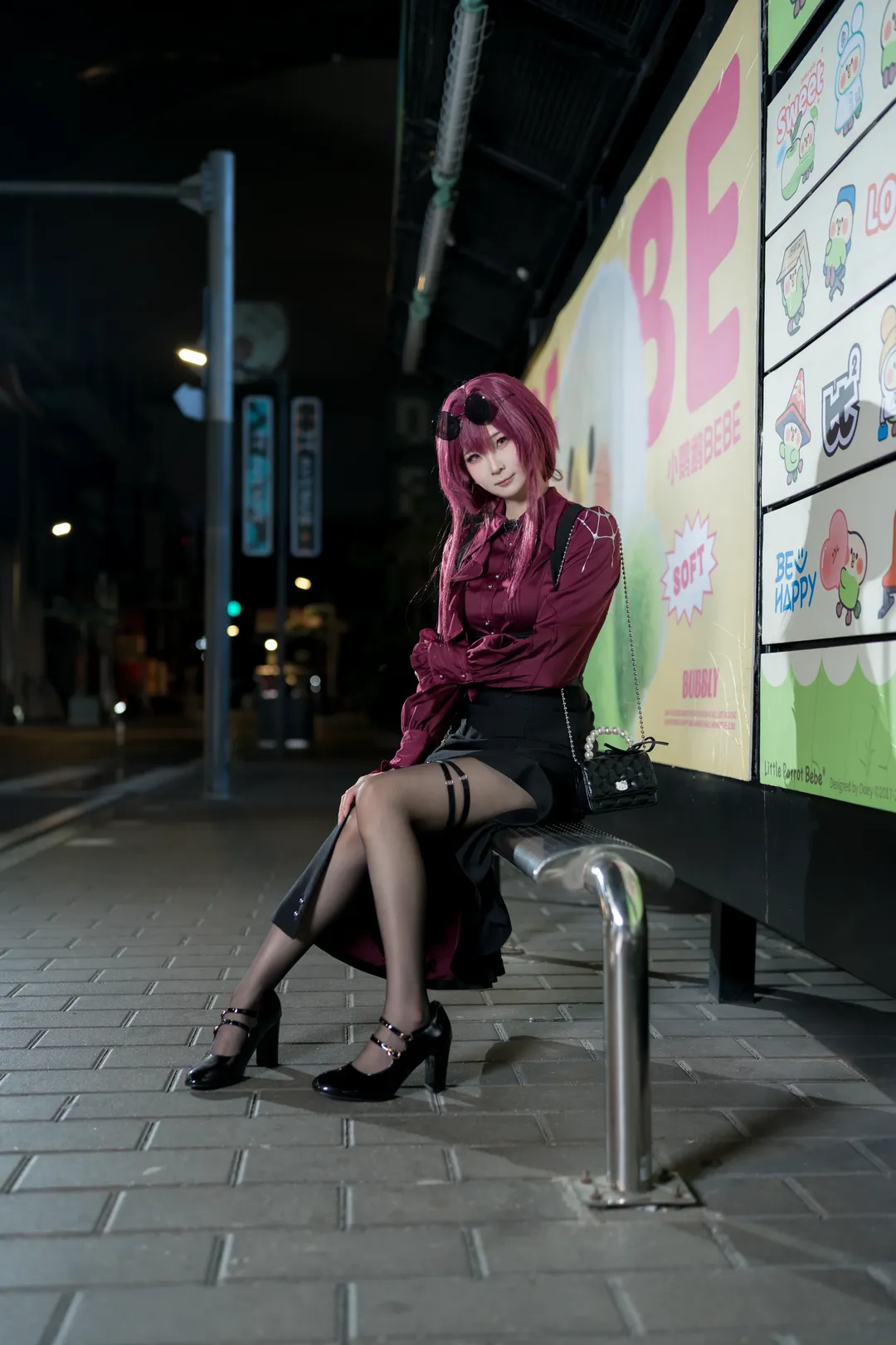 【卡芙卡cos】崩坏星穹铁道里的红色电话亭夜拍分享 - 第 2 张