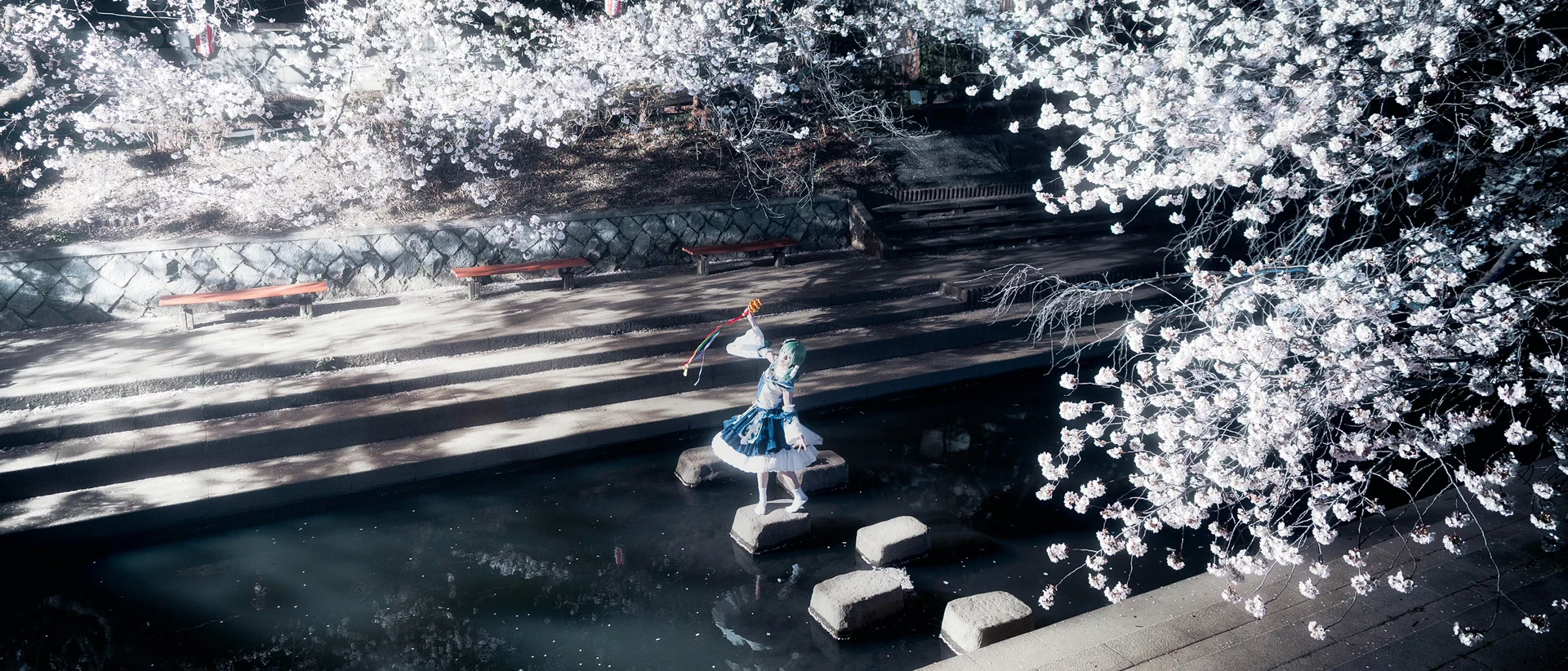 【东风谷早苗cos】东方project夜樱水畔的拍摄分享 - 第 3 张