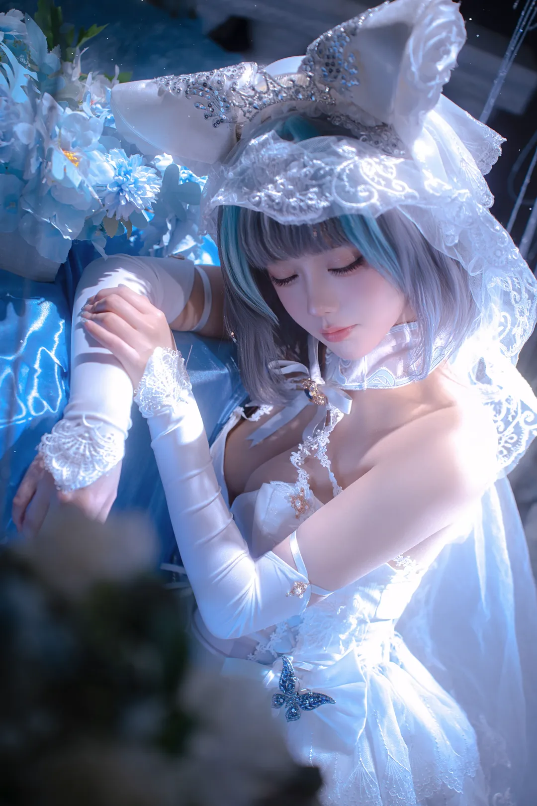 【柴郡cos】冰蓝色的花嫁长裙与梦幻氛围 - 第 1 张