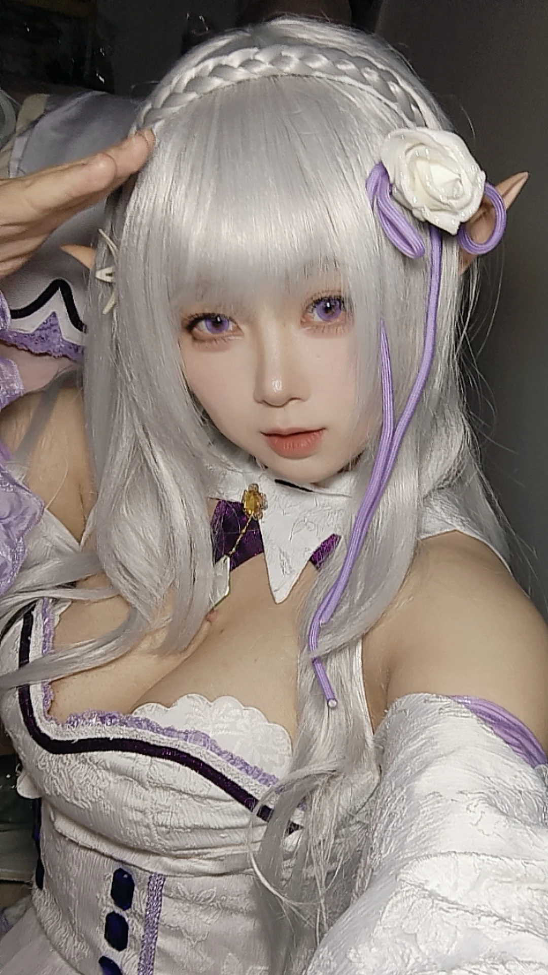 【爱蜜莉雅cos】re0 从零开始的异世界生活，银白与紫色的精灵视觉呈现 - 第 2 张
