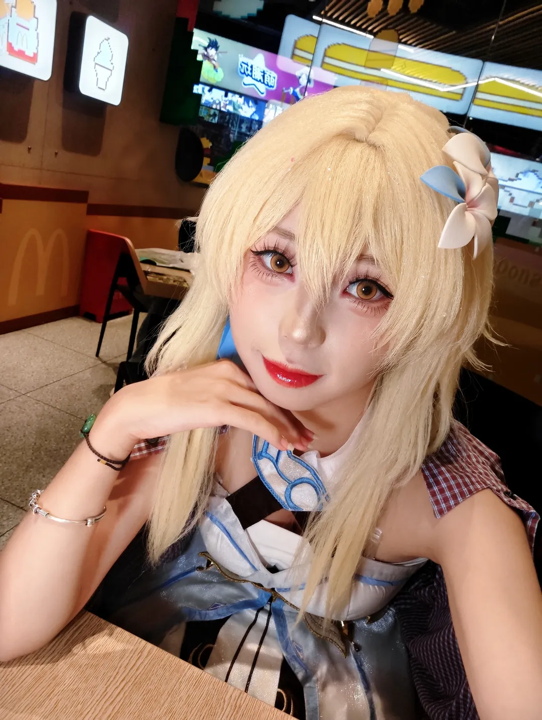 【荧cos】至冬快闪打卡与麦当劳的休息间隙 - 第 2 张