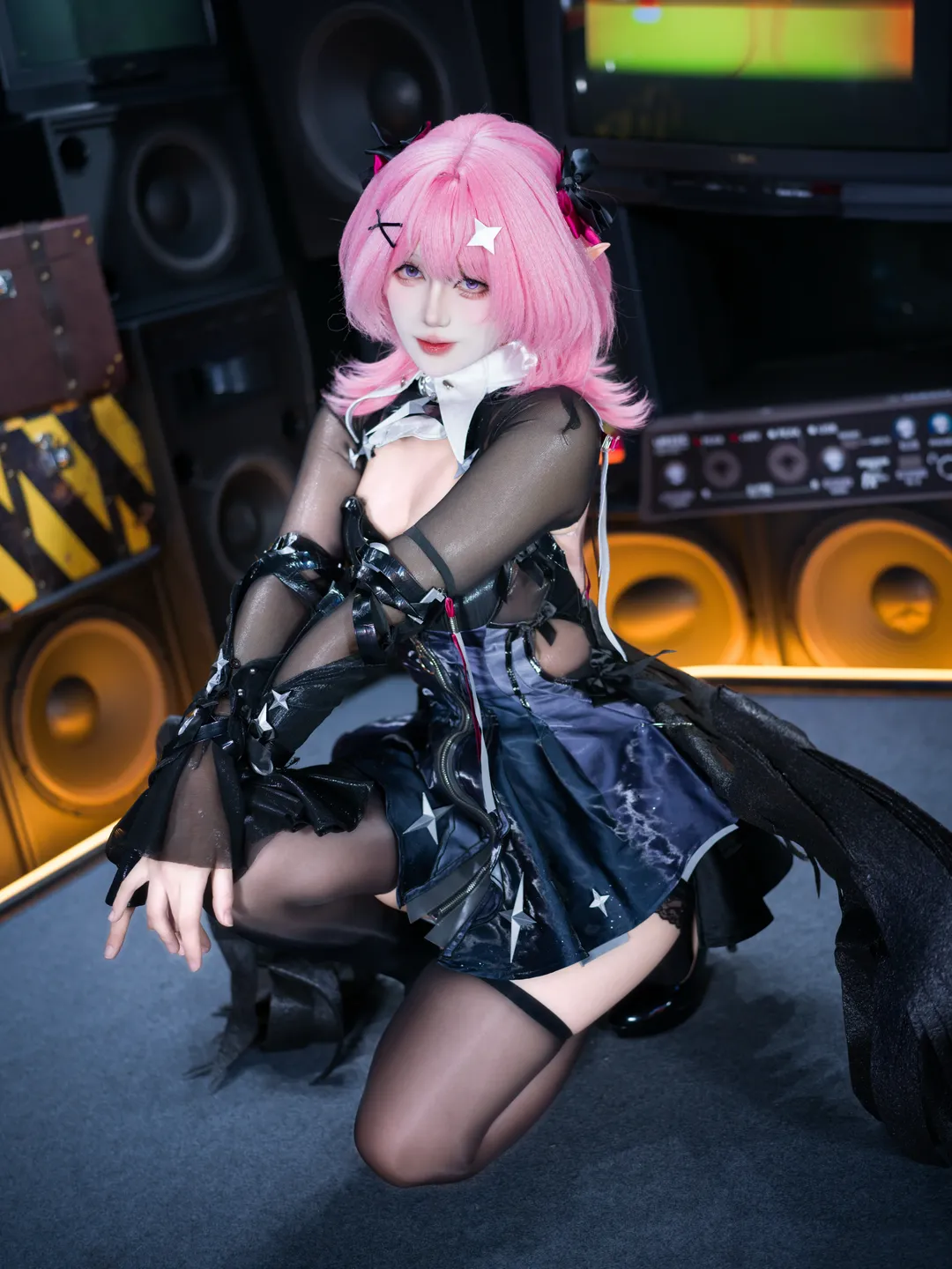 【Remielle cosplay】Become My Accomplice: The Mysterious Dark Night of Zenless Zone Zero - Image 2