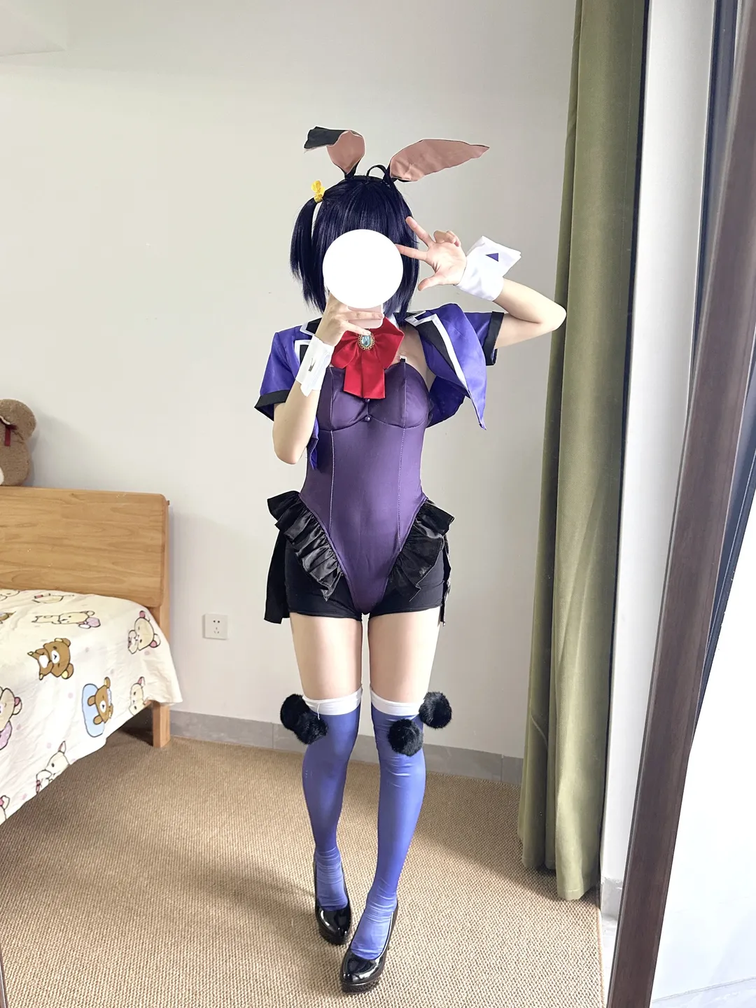 【小鸟游六花cos】中二病兔女郎装扮的对镜自拍记录