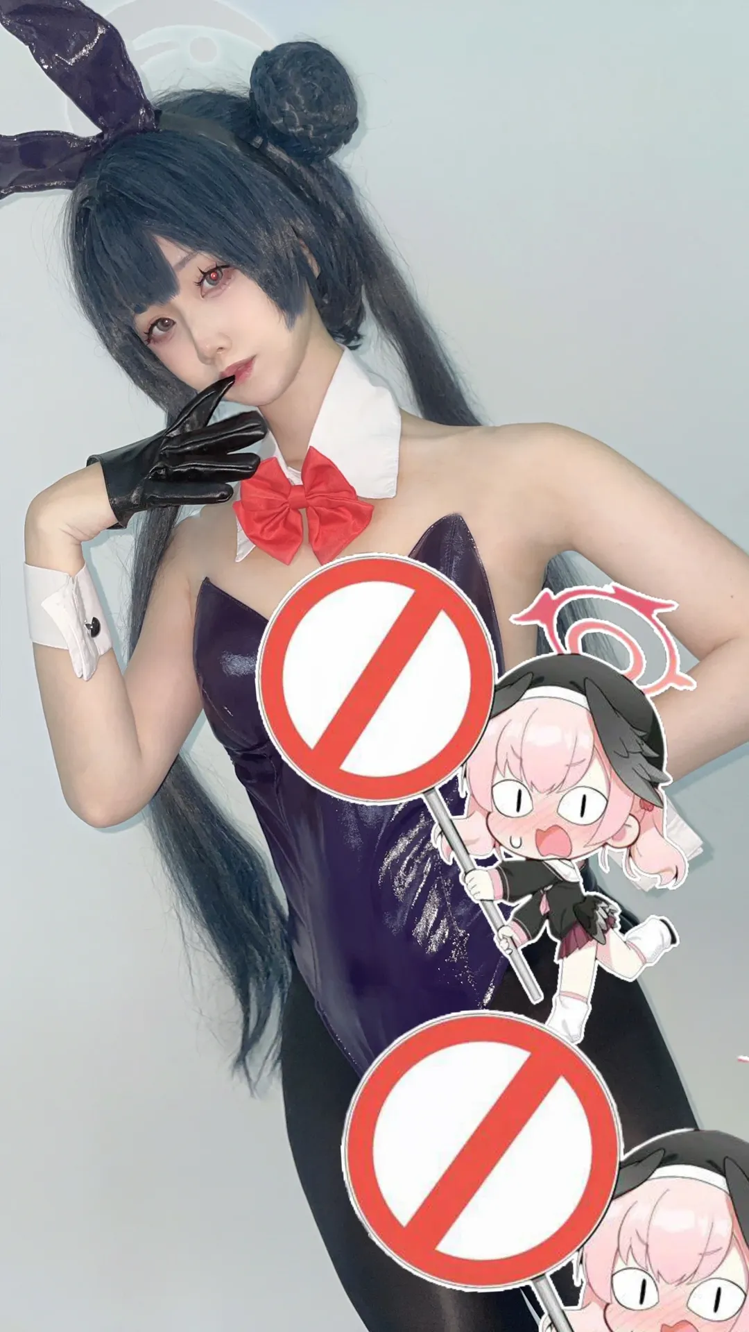 【妃咲cos】蔚蓝档案兔女郎同人设定，手提箱与黑丝的搭配 - 第 3 张