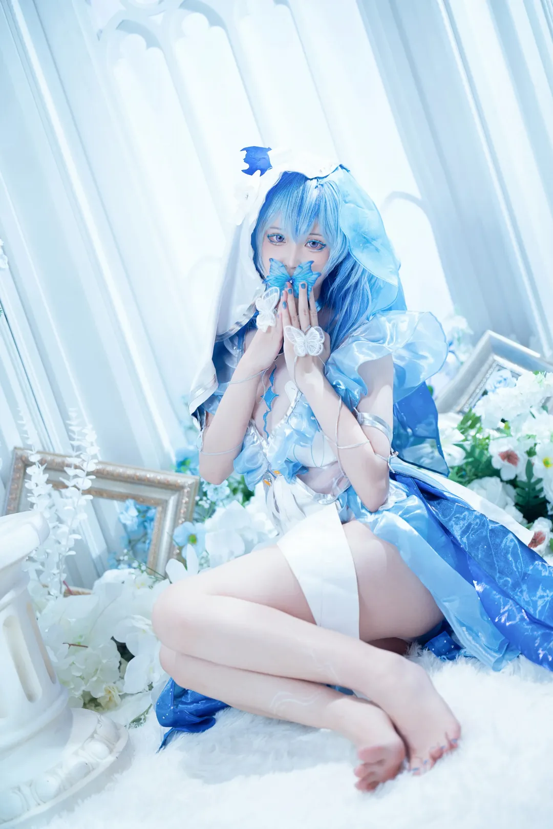 【守岸人cos】蓝白交织的梦境与琴键上的光影