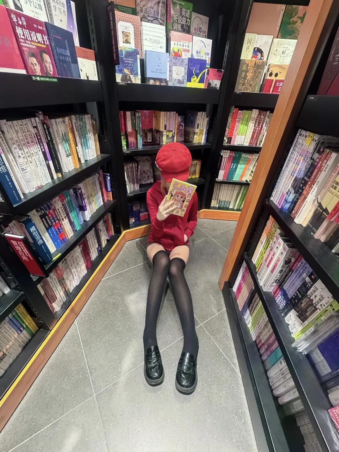 【小埋cos】幹物妹小埋書店日常還原