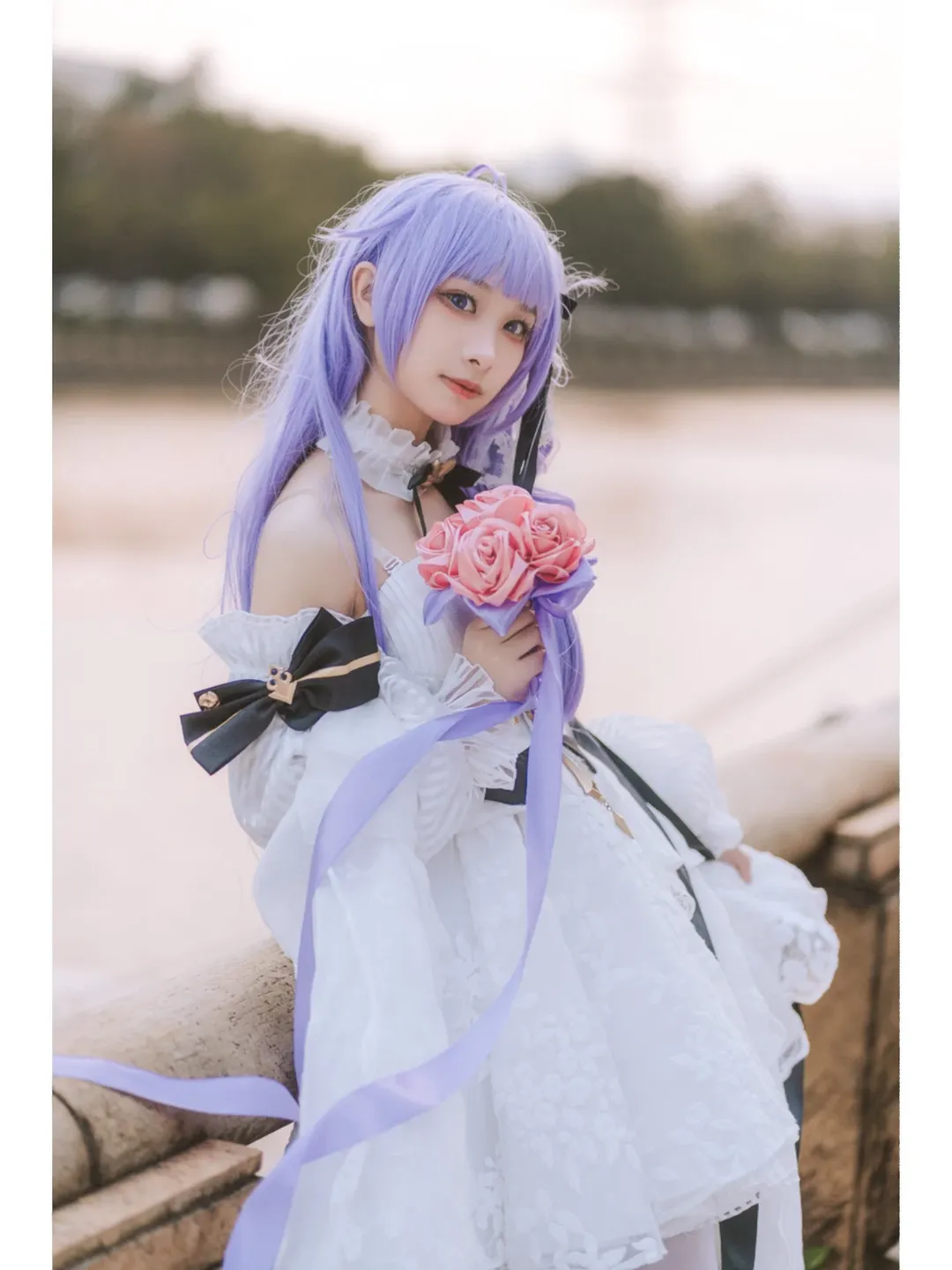 【Unicorn Cosplay】Azur Lane Bridal Styling: Gentle Moments in a White Dress and Stockings - Image 3