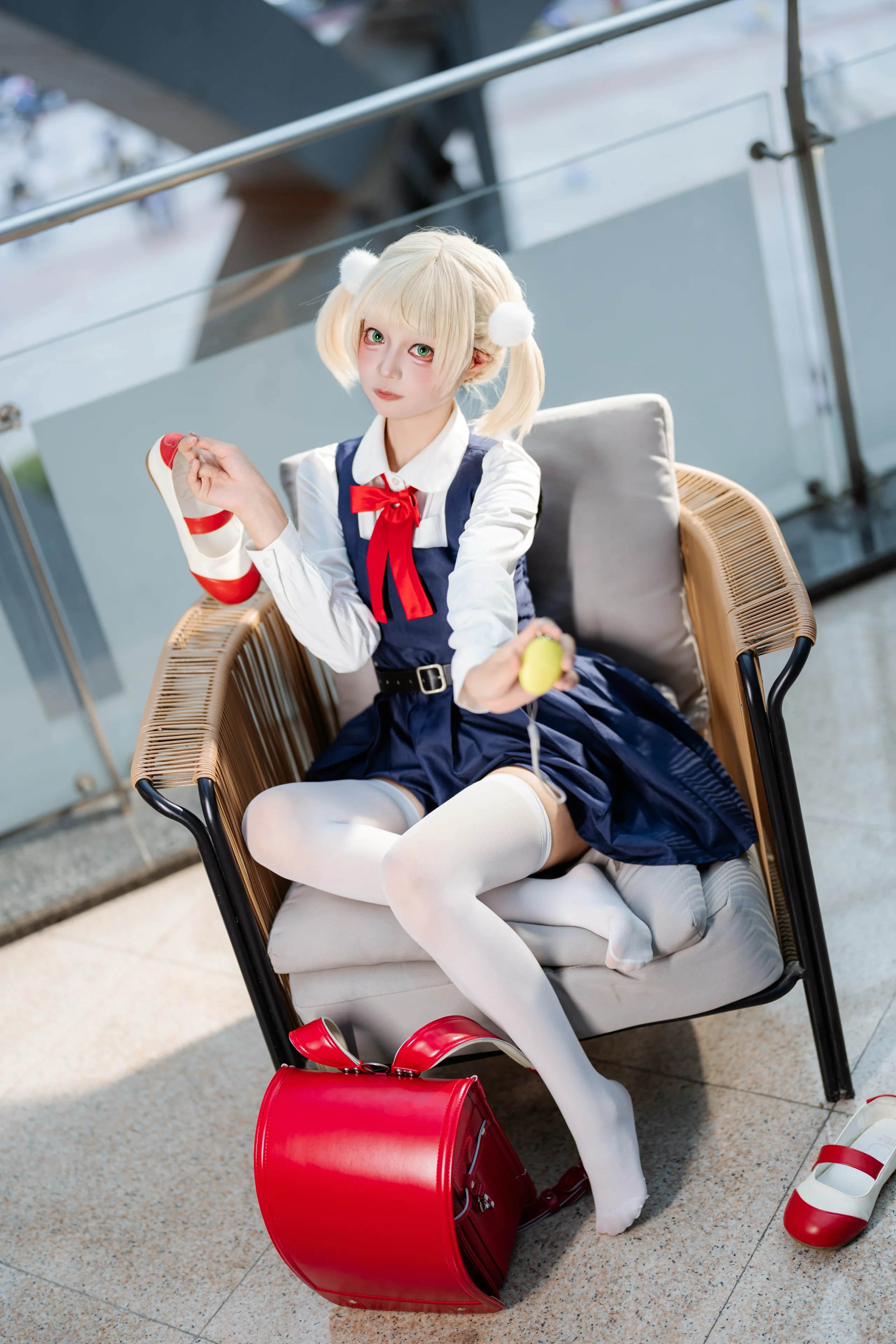 【时雨羽衣cos】漫展间隙的惬意午后 - 第 3 张