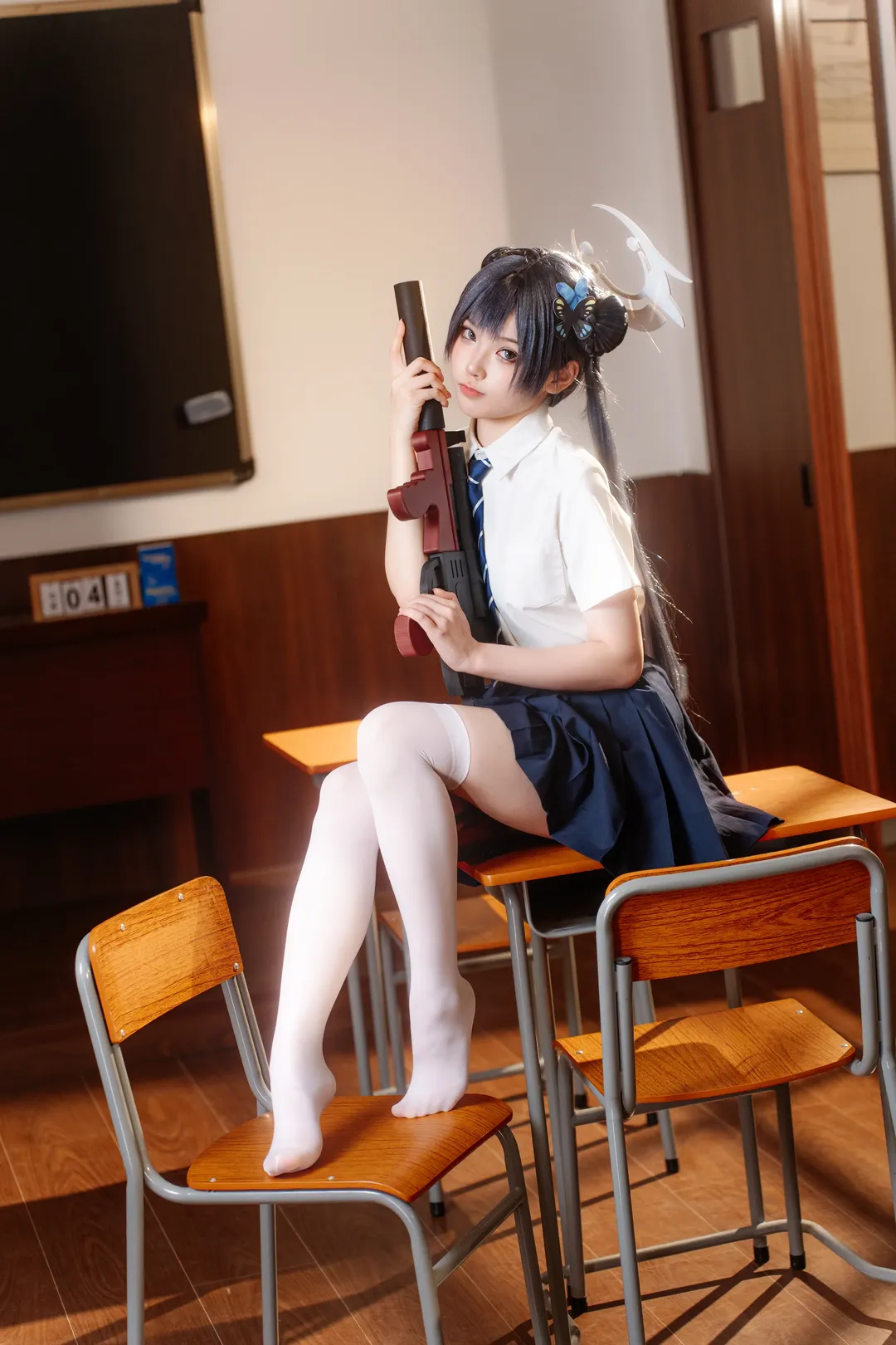 【龙华妃咲cos】蔚蓝档案的JK制服与枪械演绎