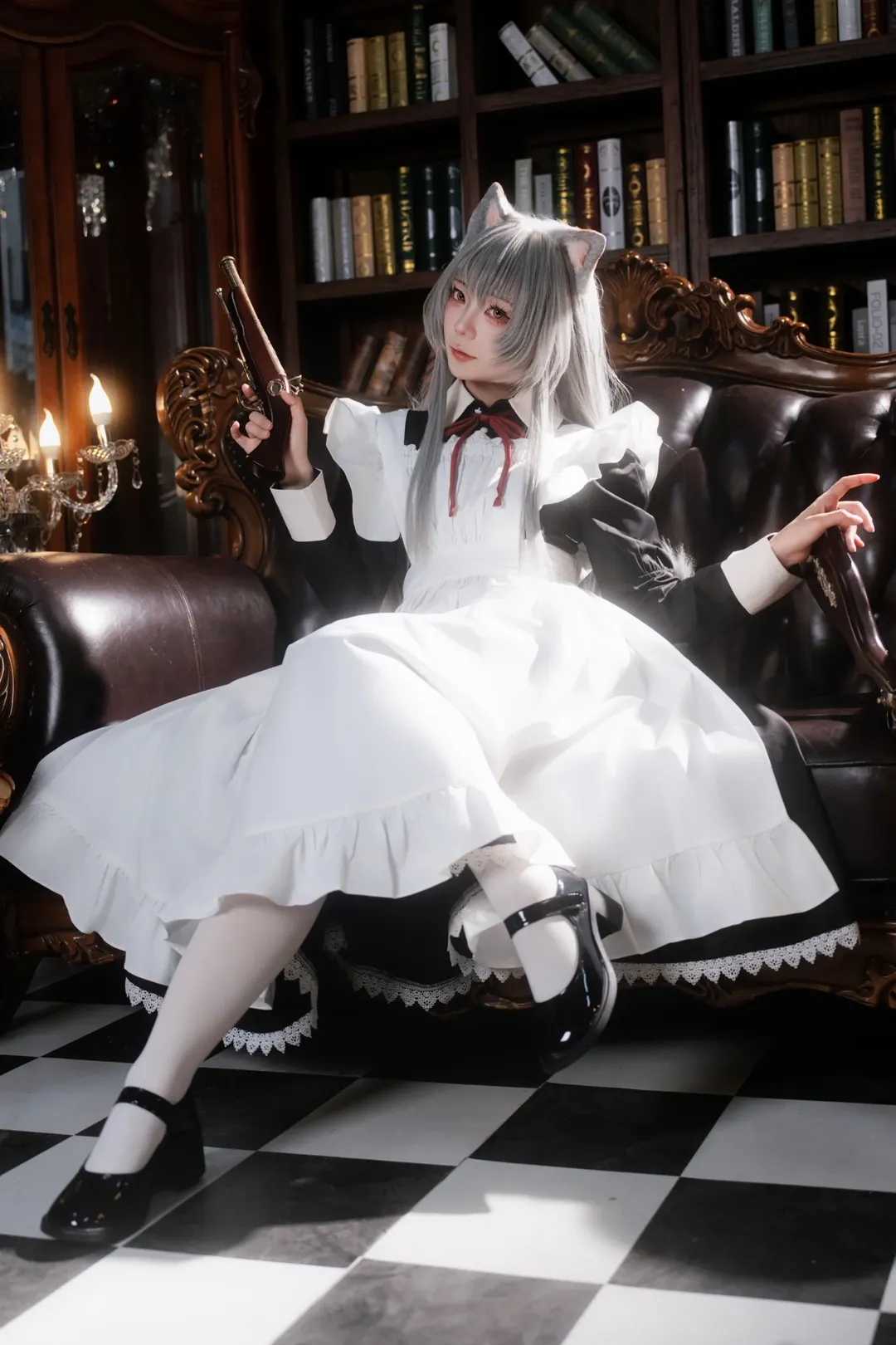 【FKEY コスプレ】ダークアカデミア調の書斎で紡ぐレトロ少女の冒険 - 1 枚目
