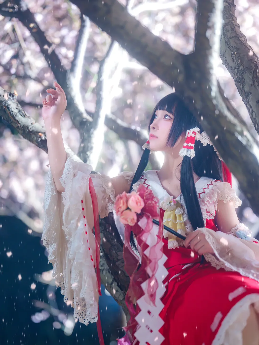 【博丽灵梦cos】夜探梅花深处的花灵梦 - 第 2 张