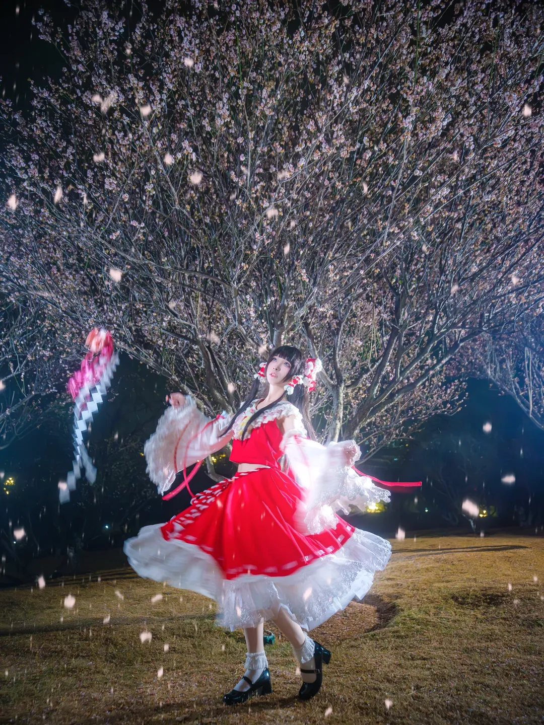 【博丽灵梦cos】萝岗香雪的夜樱与白梅，完美重现花灵梦