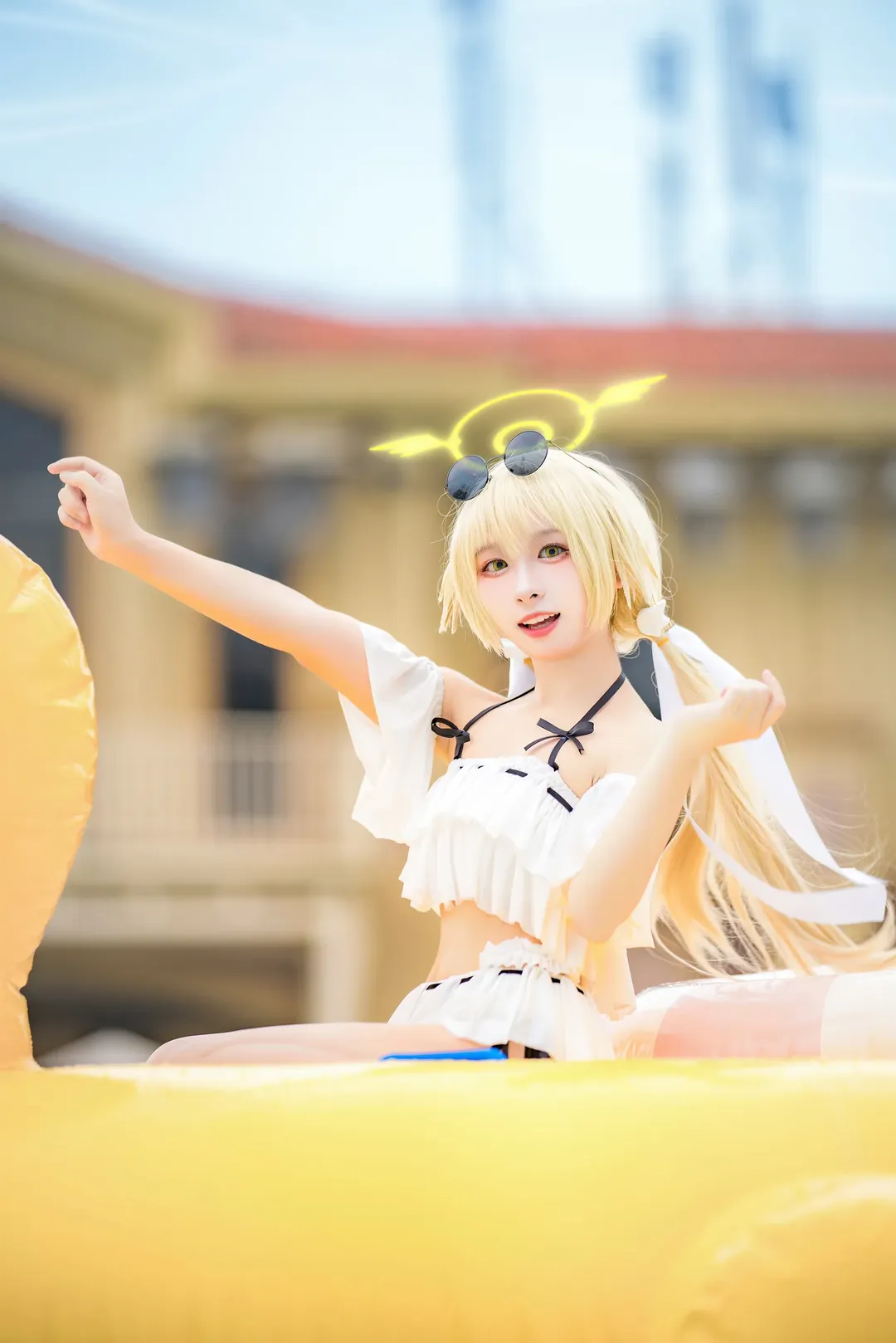 [Ajitani Hifumi cosplay] Blue Archive: Refreshing Little Angel by the Summer Pool - Image 2