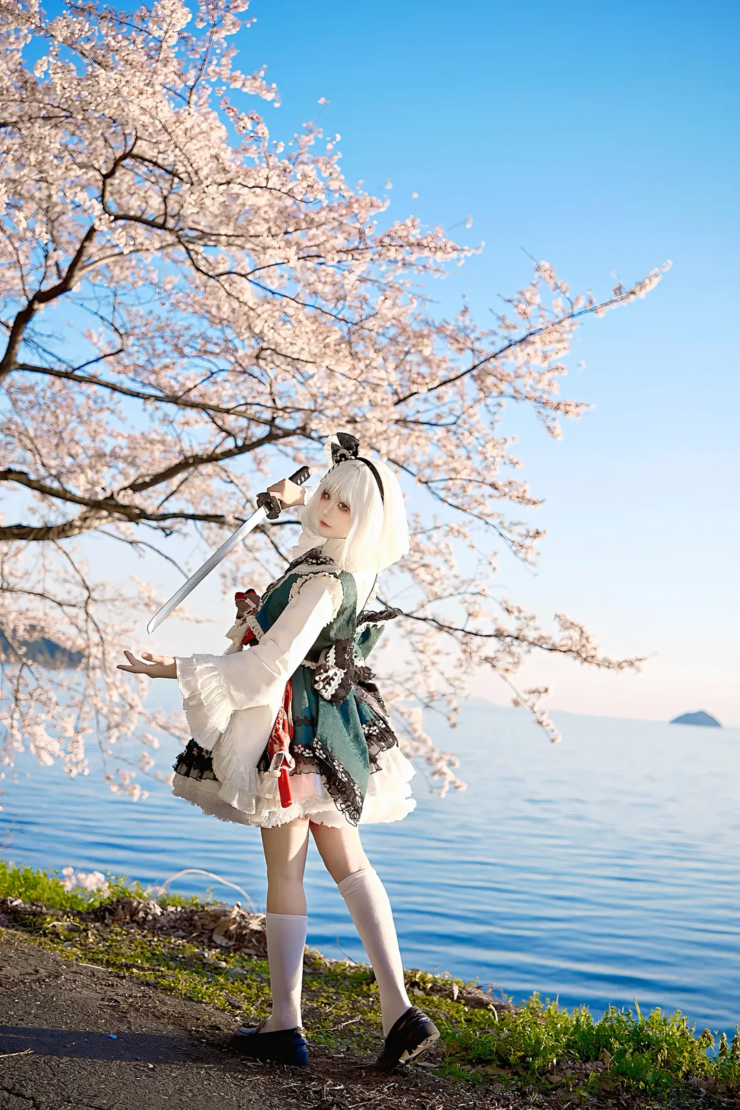 【魂魄妖梦cos】春樱与碧波间的半灵庭师