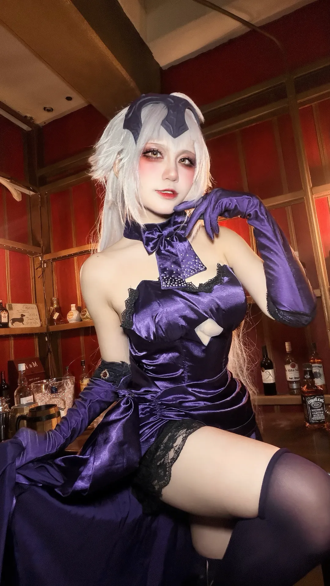 【贞德altercos】紫色缎面礼服，酒馆里的黑贞拍摄心得