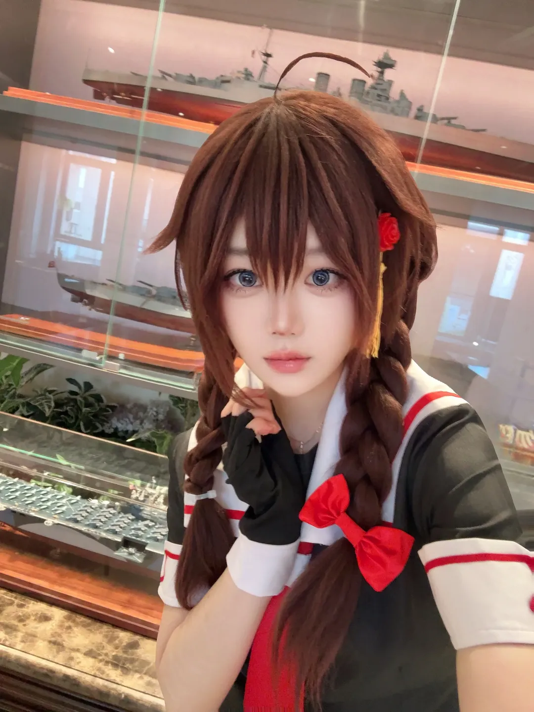 【艦隊Collectioncos】水手服與博物館軍艦展櫃的靜謐瞬間 - 第 1 張