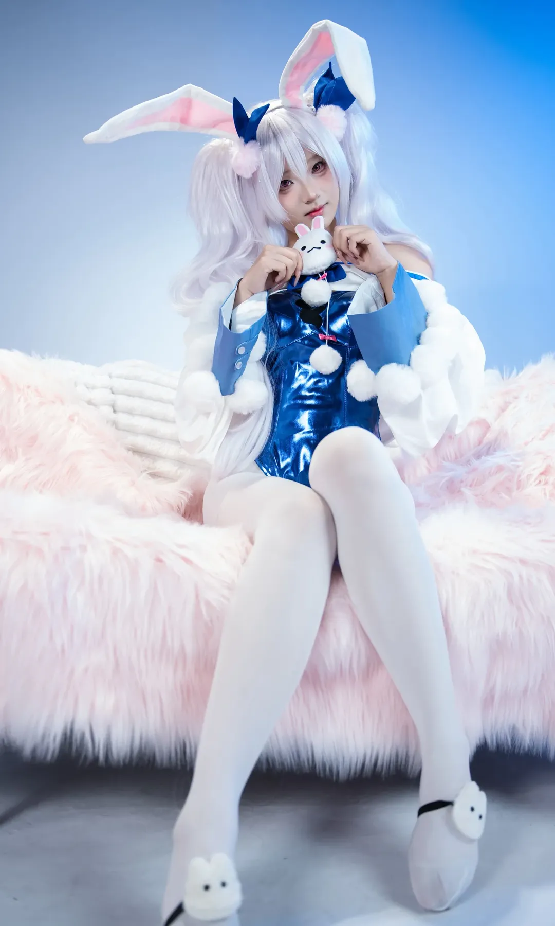 【ラフィー コスプレ】アズールレーン：気だるげなバニーガールの撮影記録 - 1 枚目