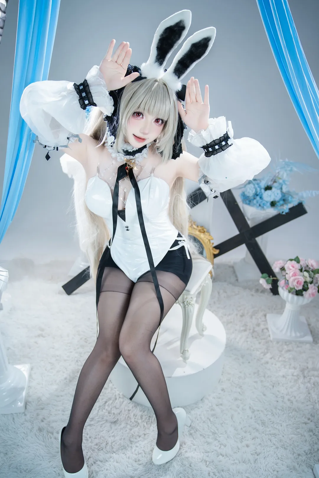 【可畏cos】碧蓝航线兔女郎，清甜交织的棚拍记录