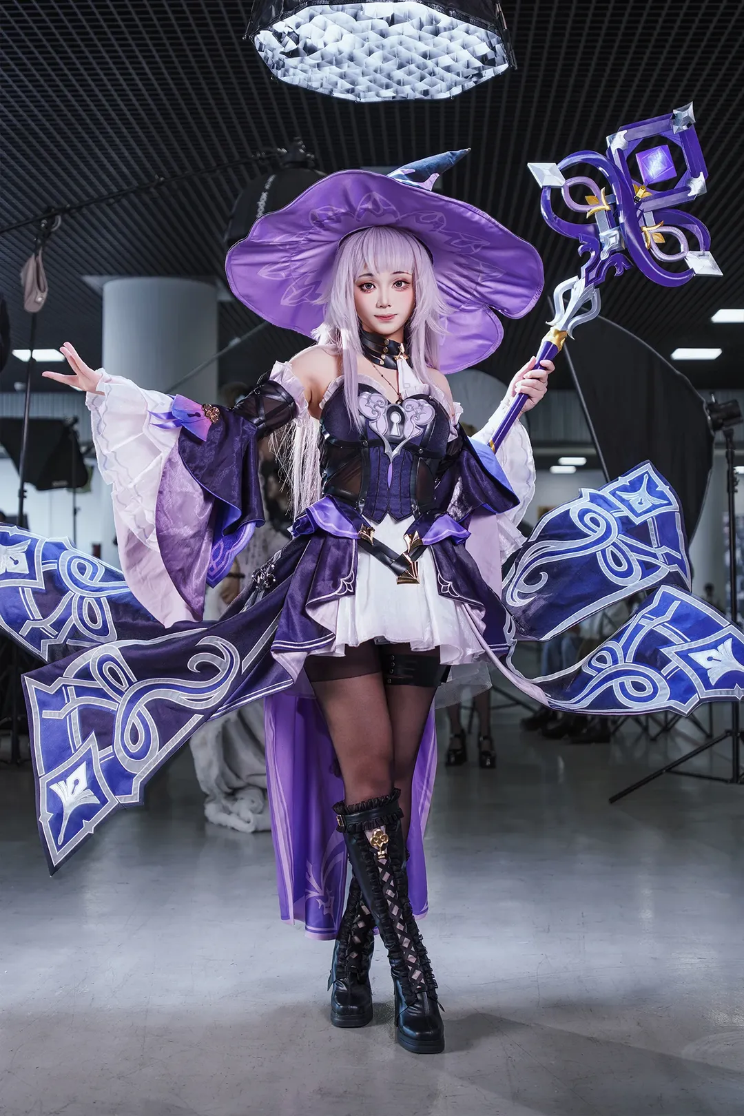 【大黑塔cos】崩坏星穹铁道的魔法少女，帽子尖尖的 - 第 1 张
