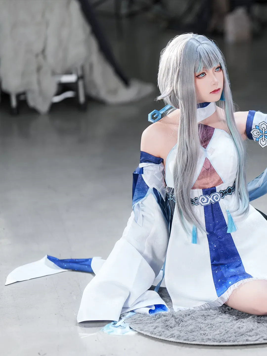 【歸終cos】原神中的塵世閒遊，棚拍記錄一下這套白藍配色 - 第 2 張