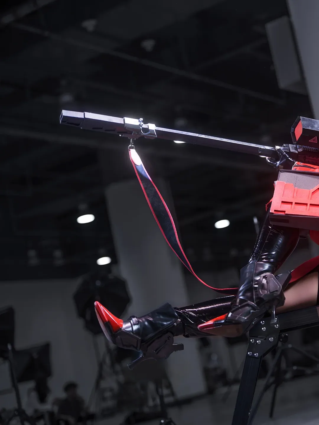 【Red Hood cosplay】Goddess of Victory: Nikke: Red Hood's Battlefield Moment - Image 2