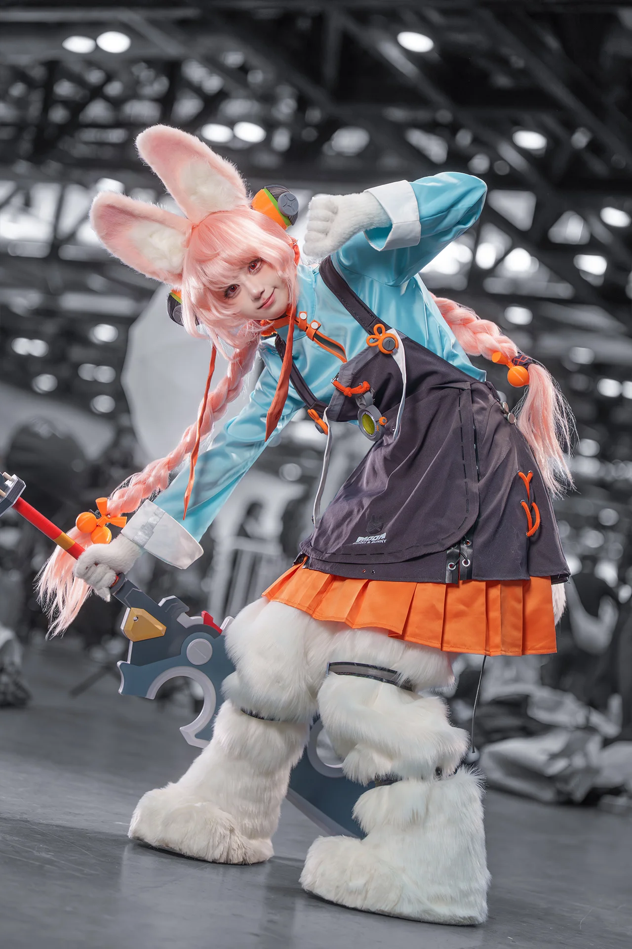 【照cos】绝区零里的兔耳少女，今天也是元气满满的一天 - 第 1 张