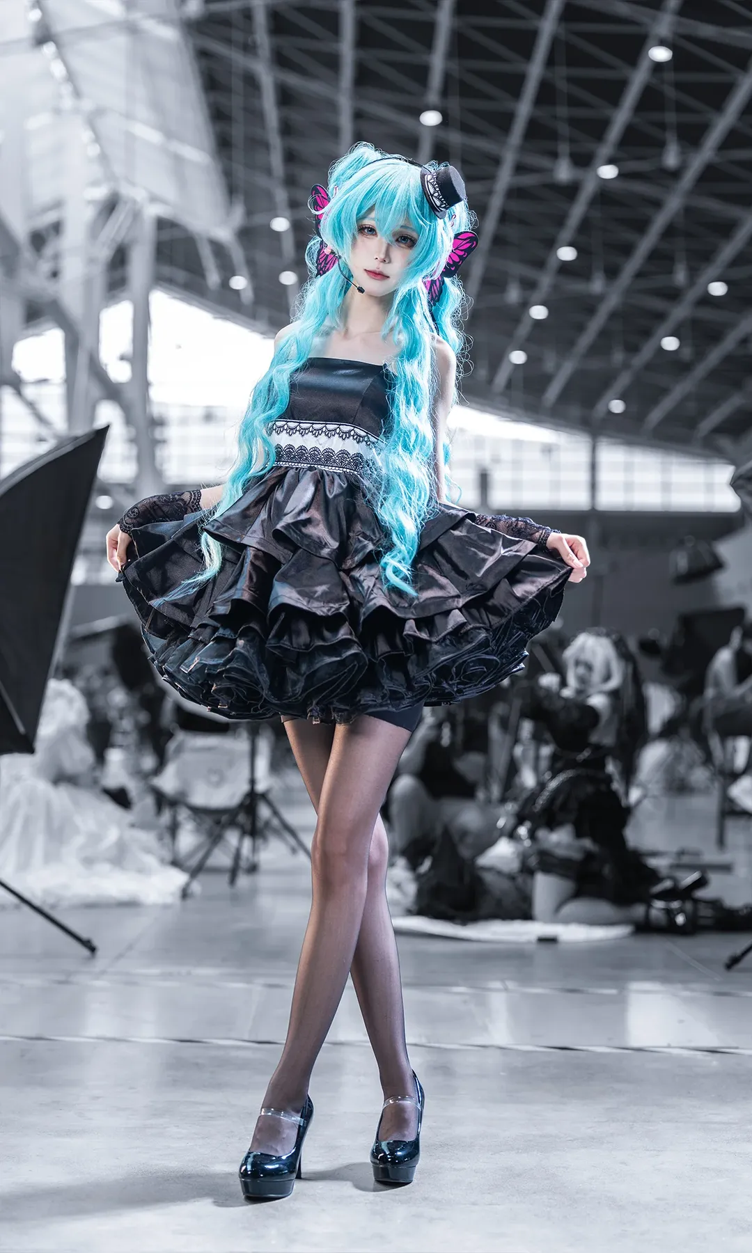 【初音未来cos】蝴蝶耳机与黑色裙摆的漫展返图