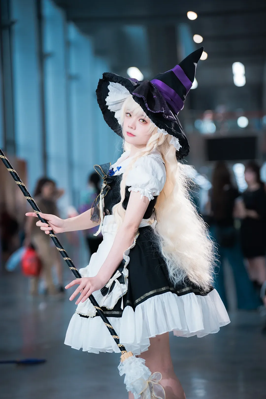 [Marisa cosplay] Touhou Project: Master Thief Marisa at Firefly ACG Expo - Image 8