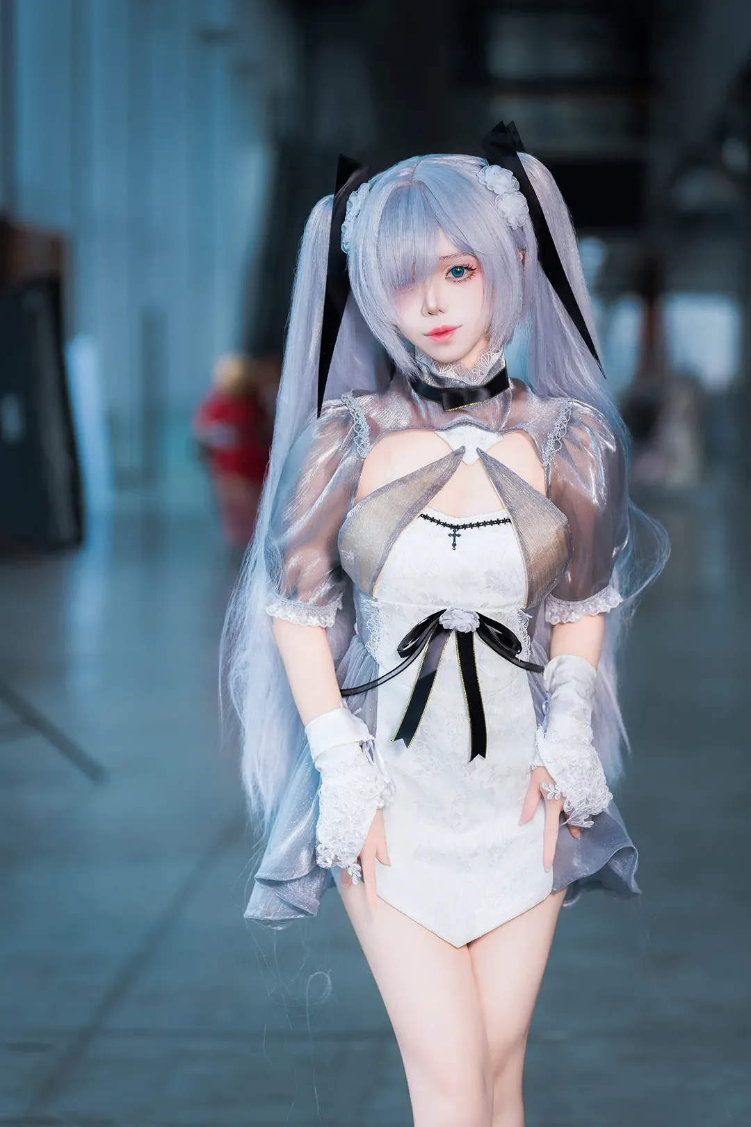 【灰姑娘cos】胜利女神：妮姬，冷色场馆里的银光巡游 - 第 7 张
