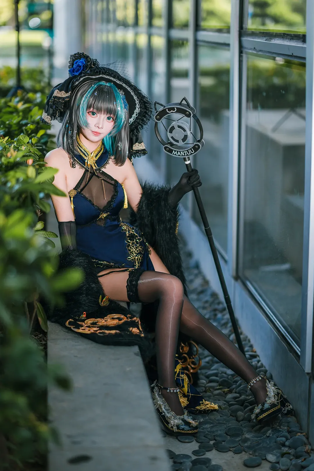 【チェシャー コスプレ】『アズールレーン』会場外チャイナドレス姿、猫耳杖で楽しむ広州アニメ展スナップ - 5 枚目