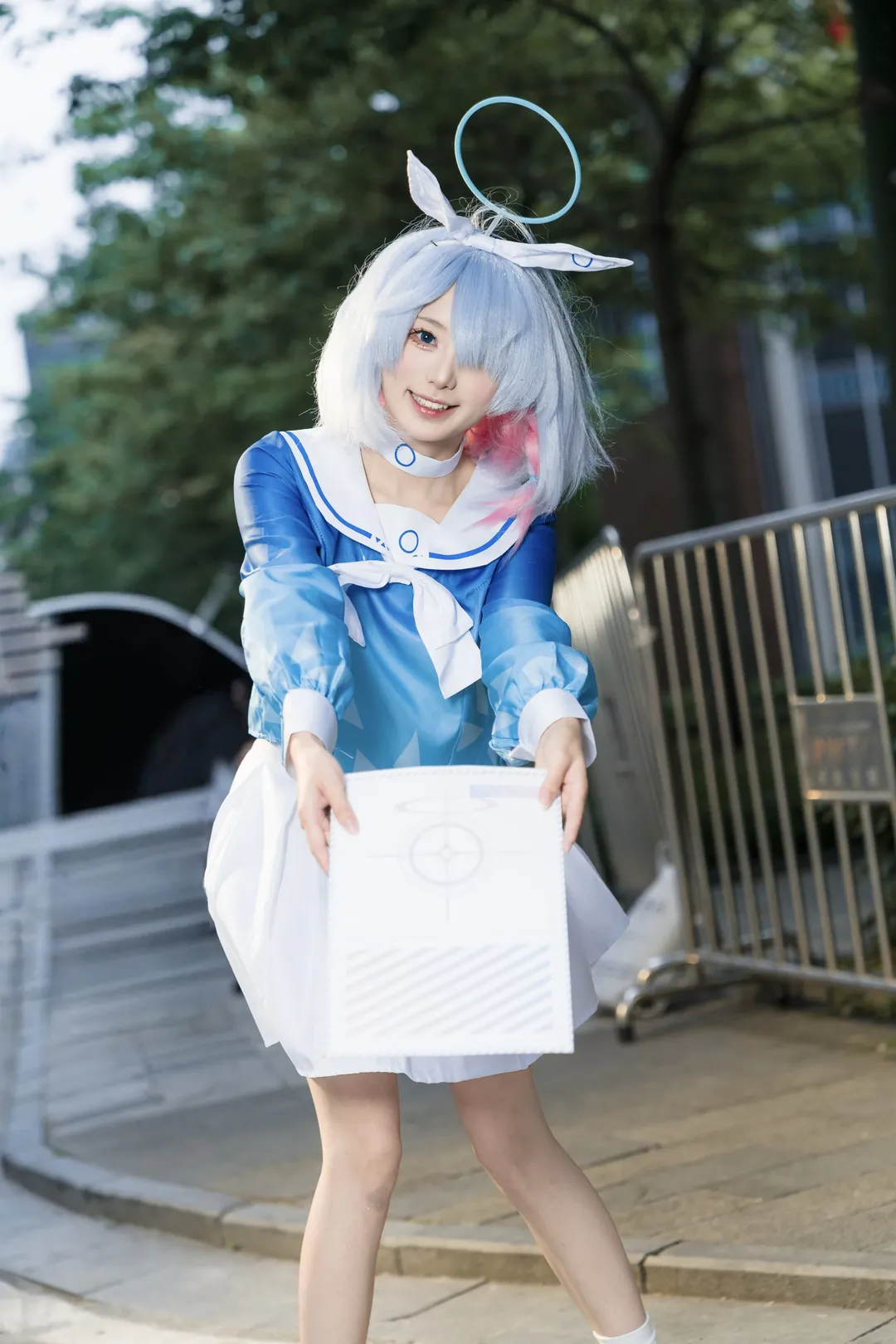 【阿罗娜cos】蔚蓝档案蓝色恶魔，萤火虫漫展巡游记录 - 第 1 张