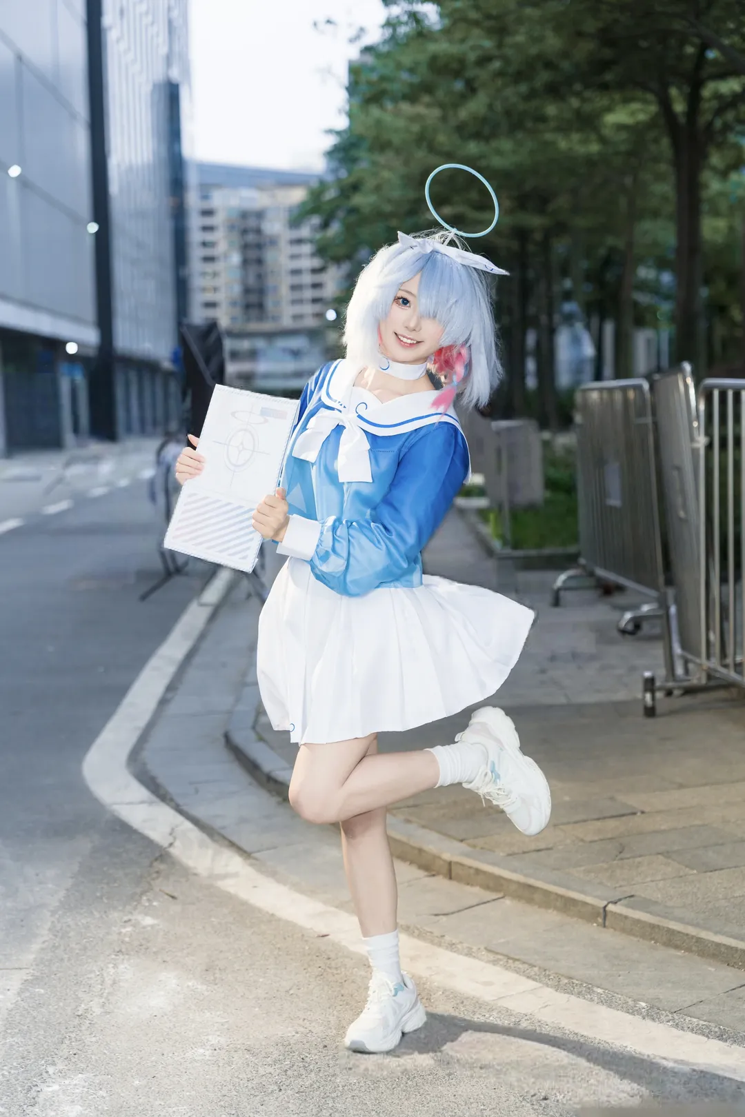 【阿罗娜cos】蔚蓝档案蓝色恶魔，萤火虫漫展巡游记录 - 第 4 张