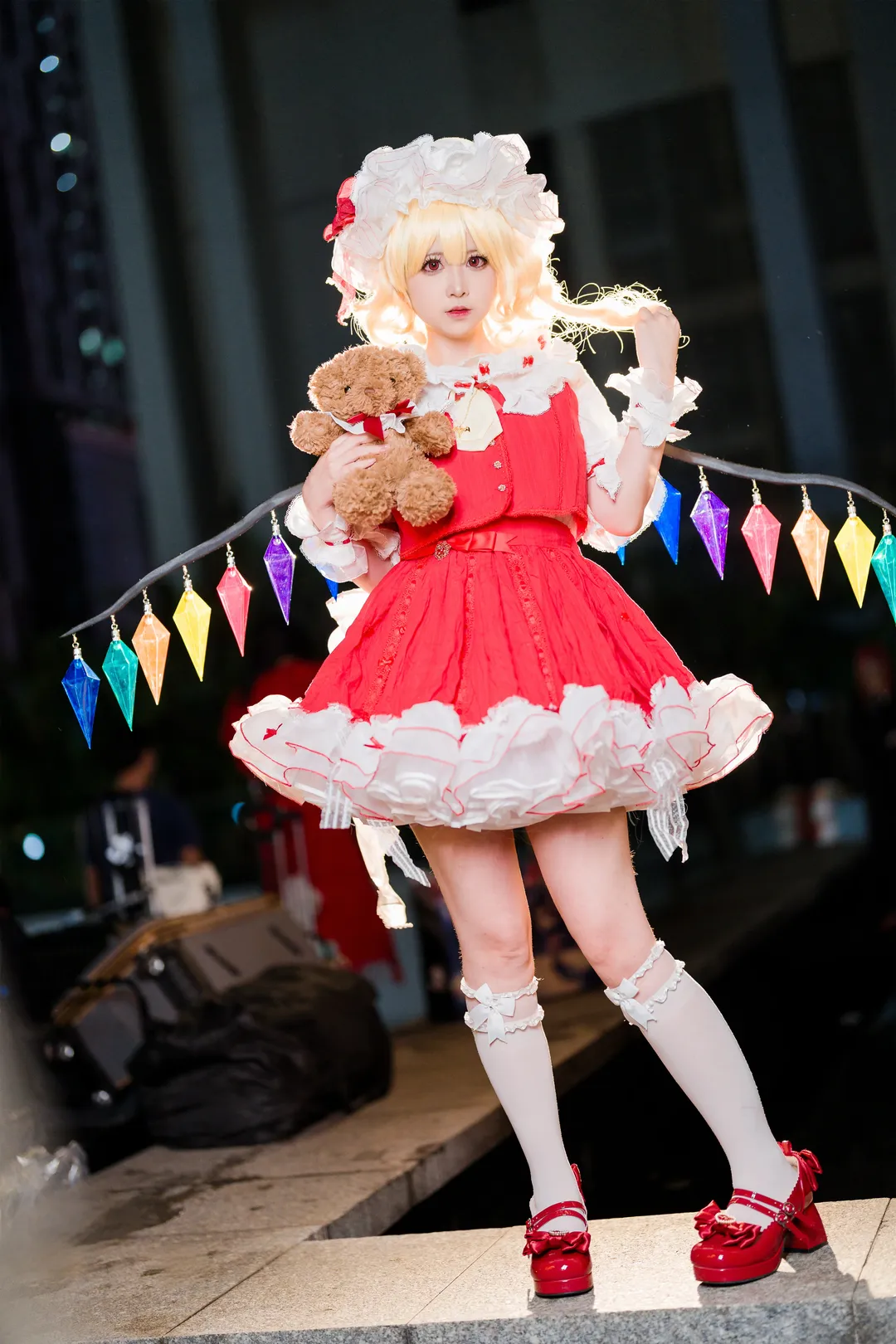 【芙兰朵露cos】东方project的绯红恶魔，萤火虫漫展现场返图 - 第 2 张