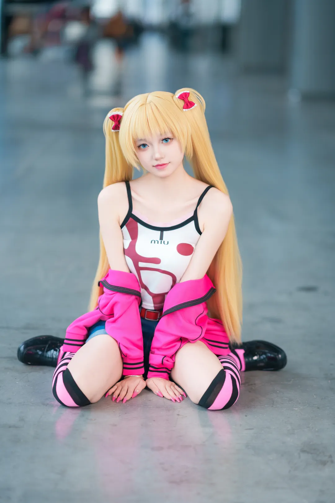 【秋月愛莉cos】漫展現場燈光與服裝的心得分享 - 第 3 張