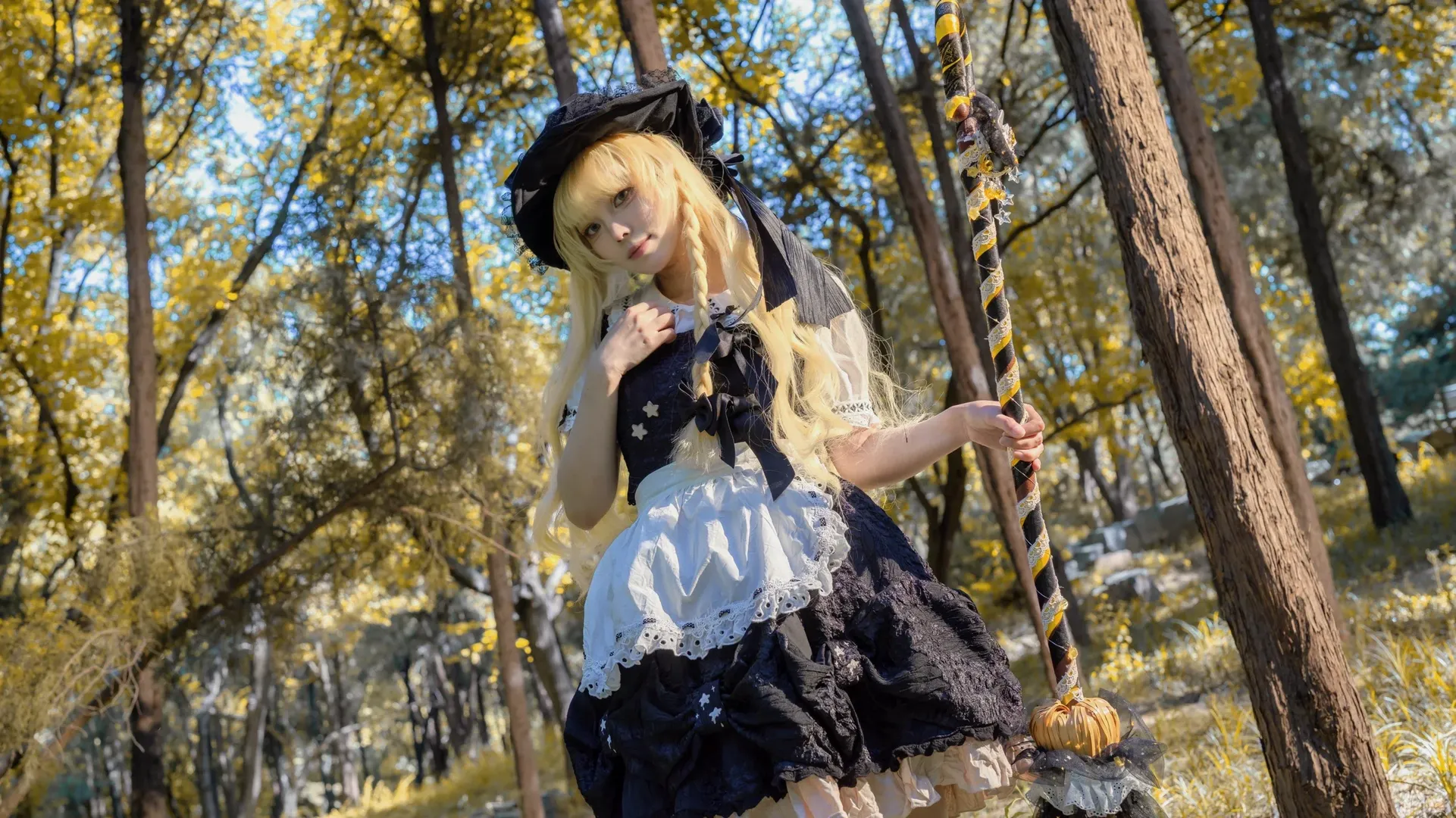 【雾雨魔理沙cos】东方project中的魔法使，林间起飞记录