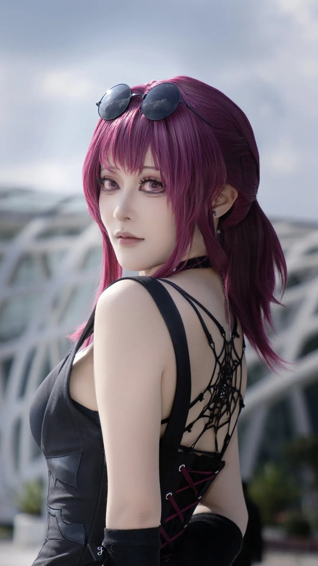 【卡芙卡cos】快跟上我吧，卡妈在外景的日常步调