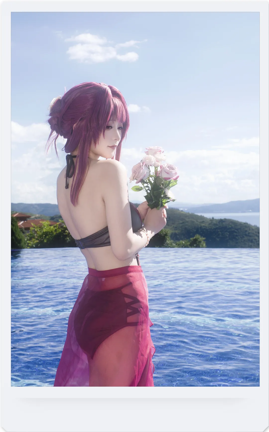 【卡芙卡cos】崩坏星穹铁道，无边泳池穿搭的夏日度假感 - 第 1 张