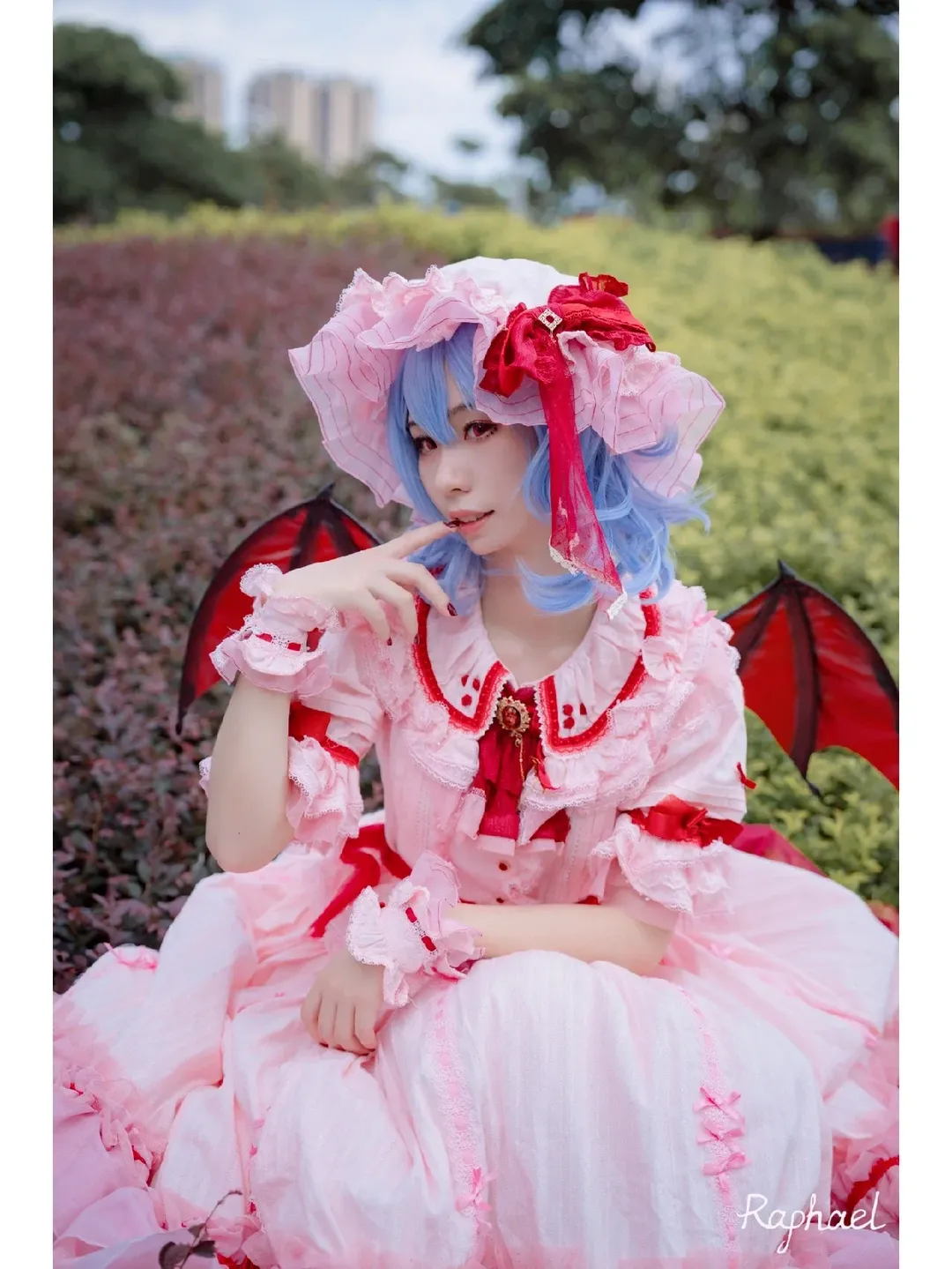 【蕾米莉亚cos】红魔馆的吸血鬼，粉色系恶魔的漫展现场