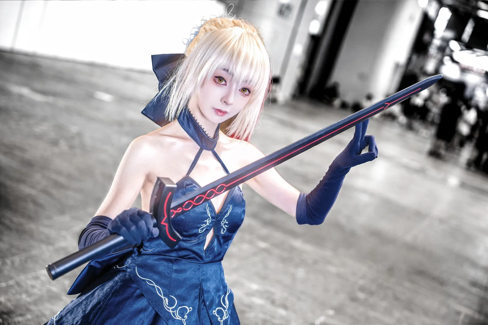 【セイバーオルタコスプレ】チャイナジョイイベント写真第1弾、Fate/Grand Order黒の礼服本編シェア - 2 枚目