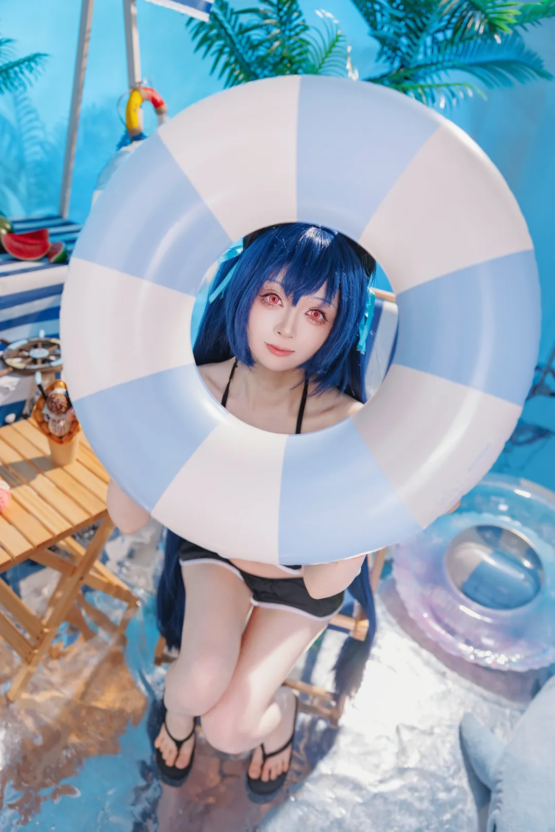 【黑见芹香cos】蔚蓝档案蓝白夏日里的水边清凉瞬间 - 第 6 张
