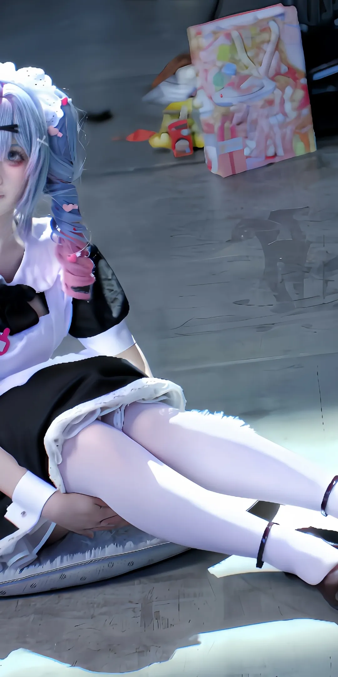 [Hatsune Miku cosplay] First Convention Photos in the Rabbit Hole & Experiments with Light and Shadow - Image 2