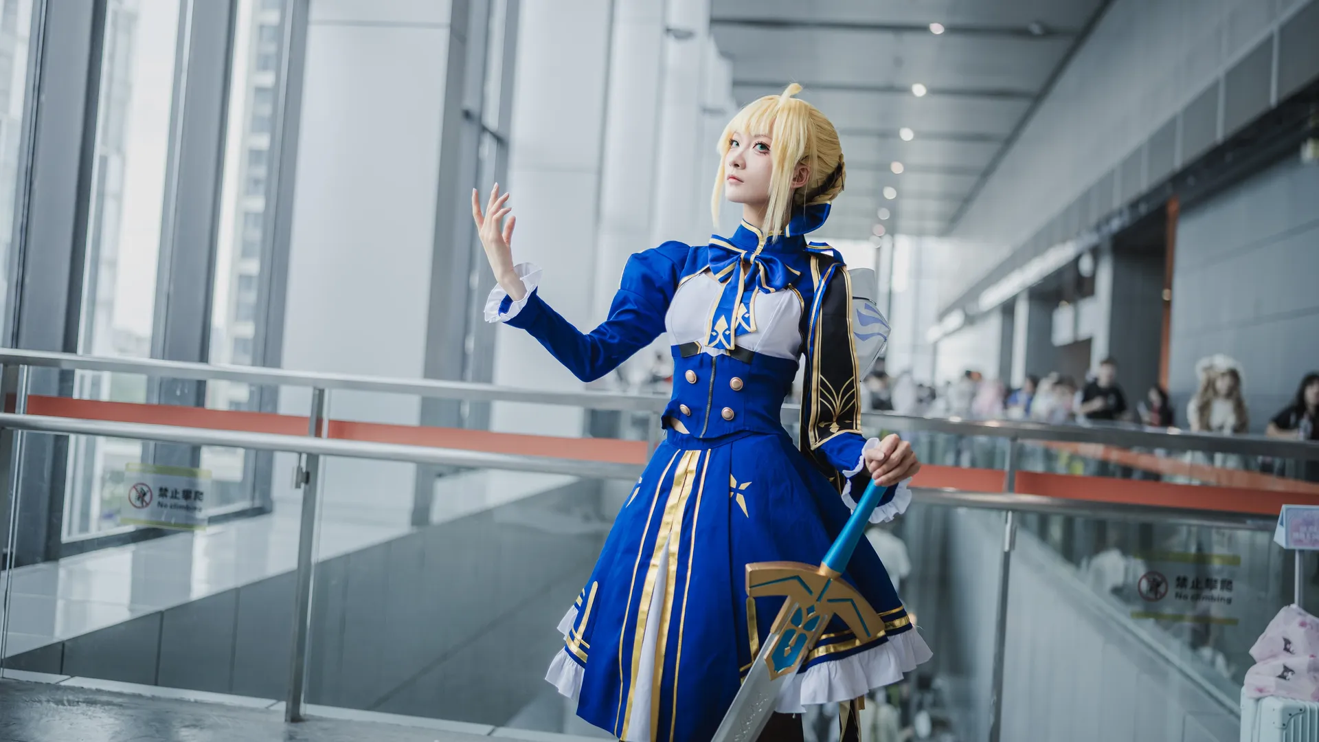 【阿尔托莉雅cos】Fate/Grand Order萤火虫展场返图分享 - 第 7 张