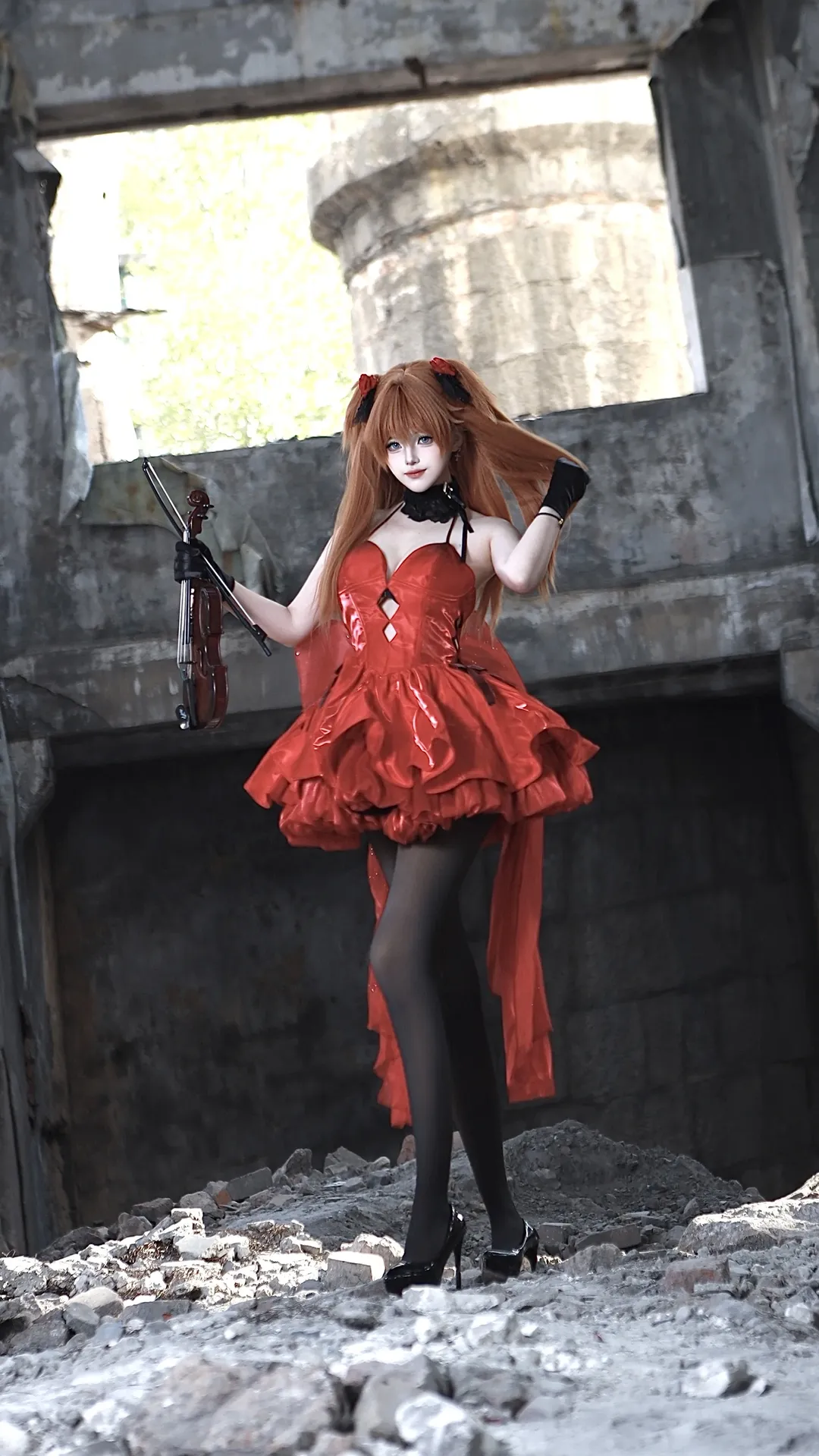 【明日香cos】废墟里的红玫瑰，EVA胜利女神的暗黑美学 - 第 3 张