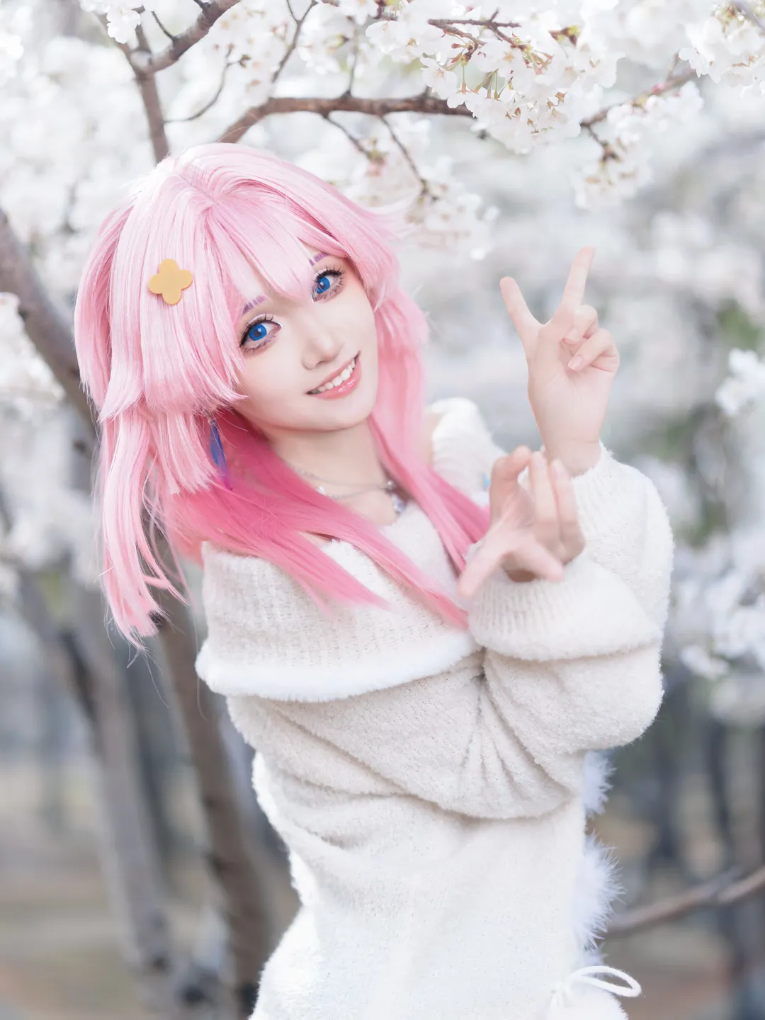 【三月七cos】樱花季的生日纪念，崩坏星穹铁道里的粉发少女 - 第 1 张