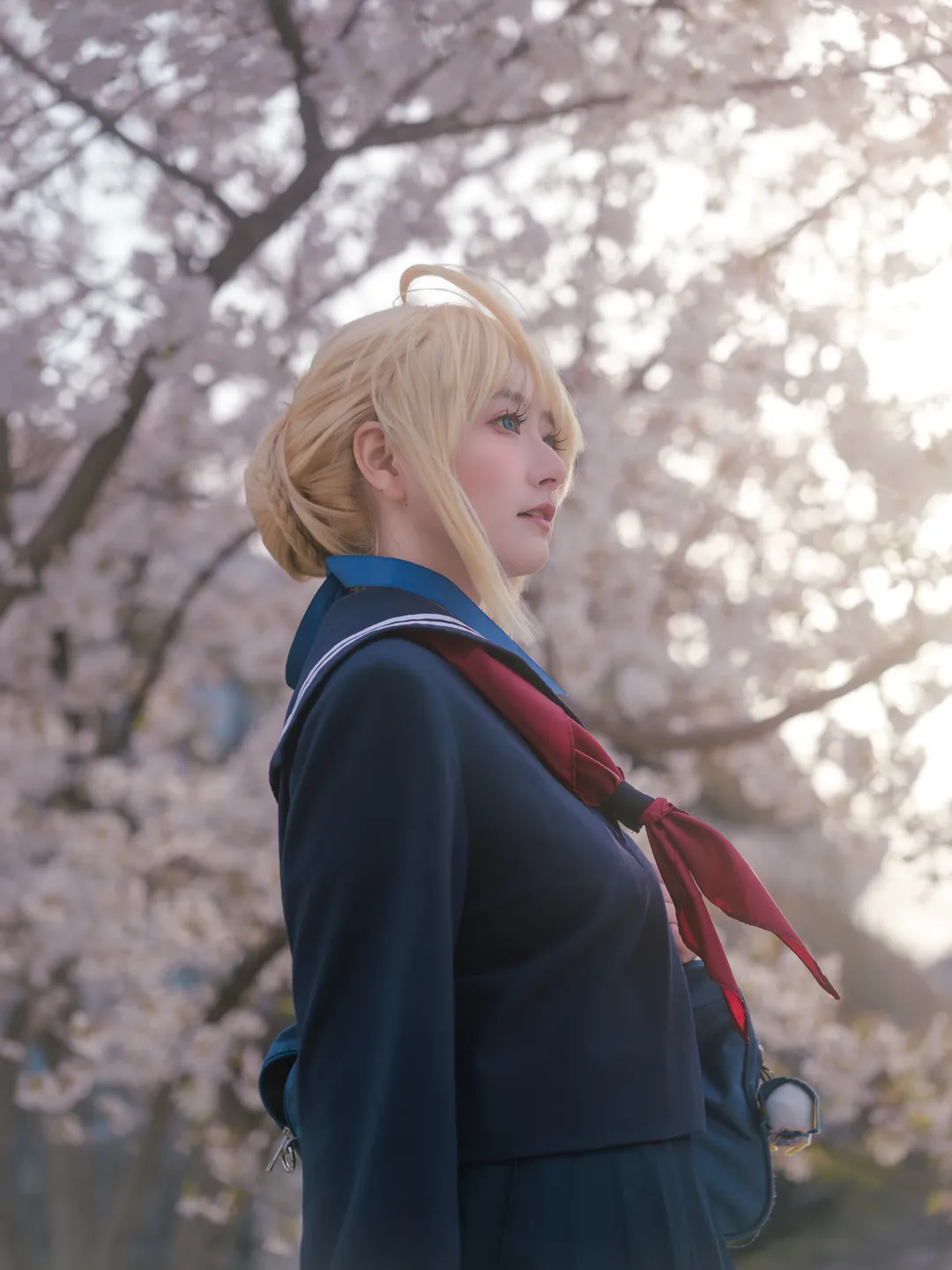 【阿尔托莉雅cos】Fate系列JK造型，龙美术馆樱花下的春日时光 - 第 6 张