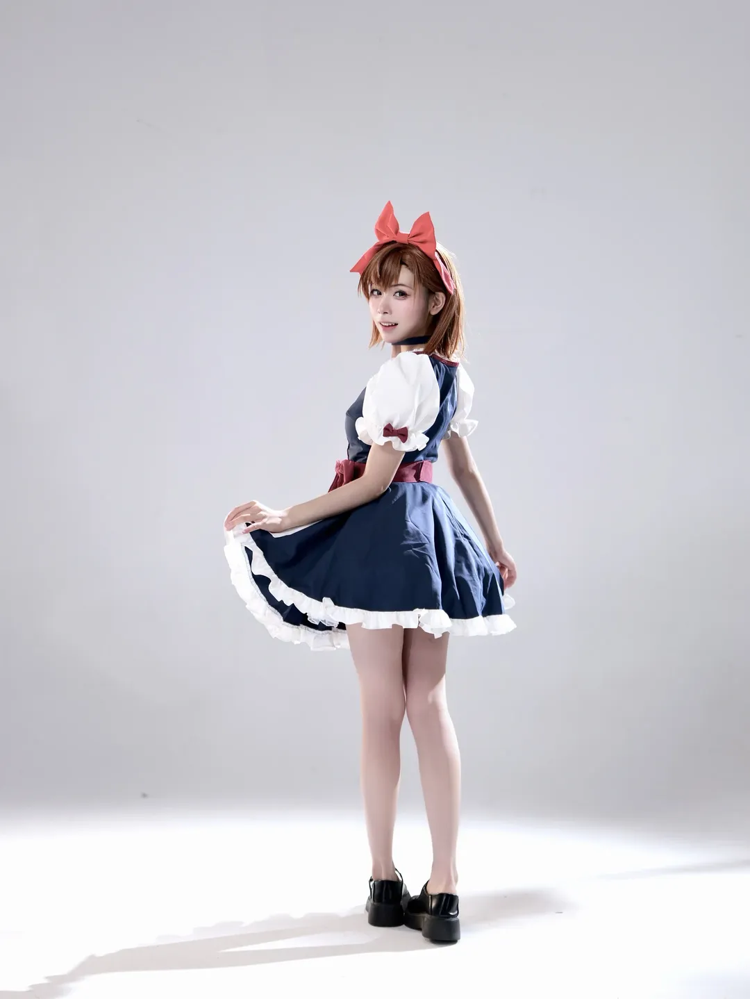 [Misaka Mikoto Cosplay] Crisp and Neat in a Maid Outfit, Retaining Her Straightforward Coolness - Image 2