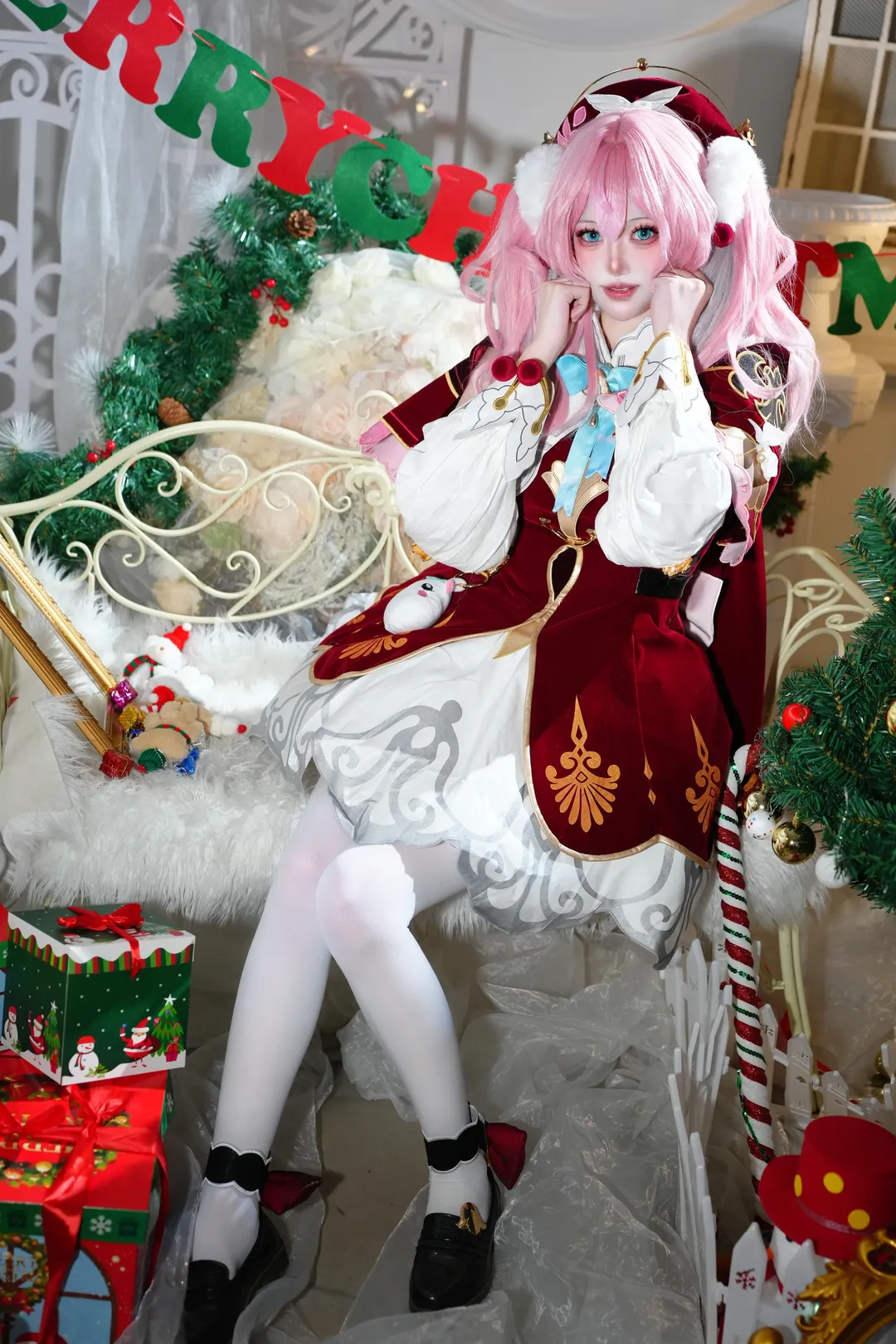 【风堇cos】崩坏星穹铁道里的圣诞风格PV分镜还原